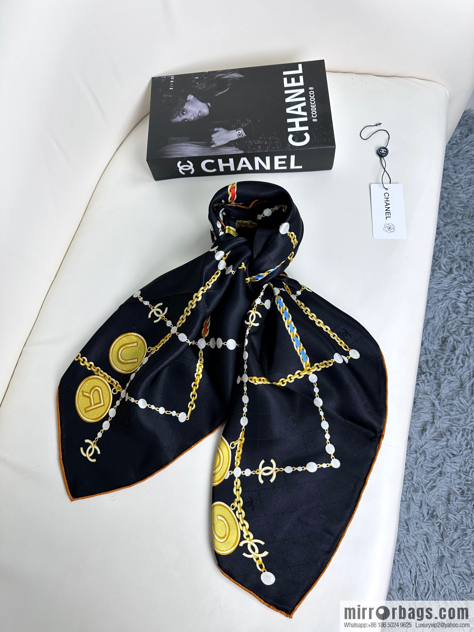 CHANEL Xiaoxiang pearl dark pattern jacquard 90 silk square towel