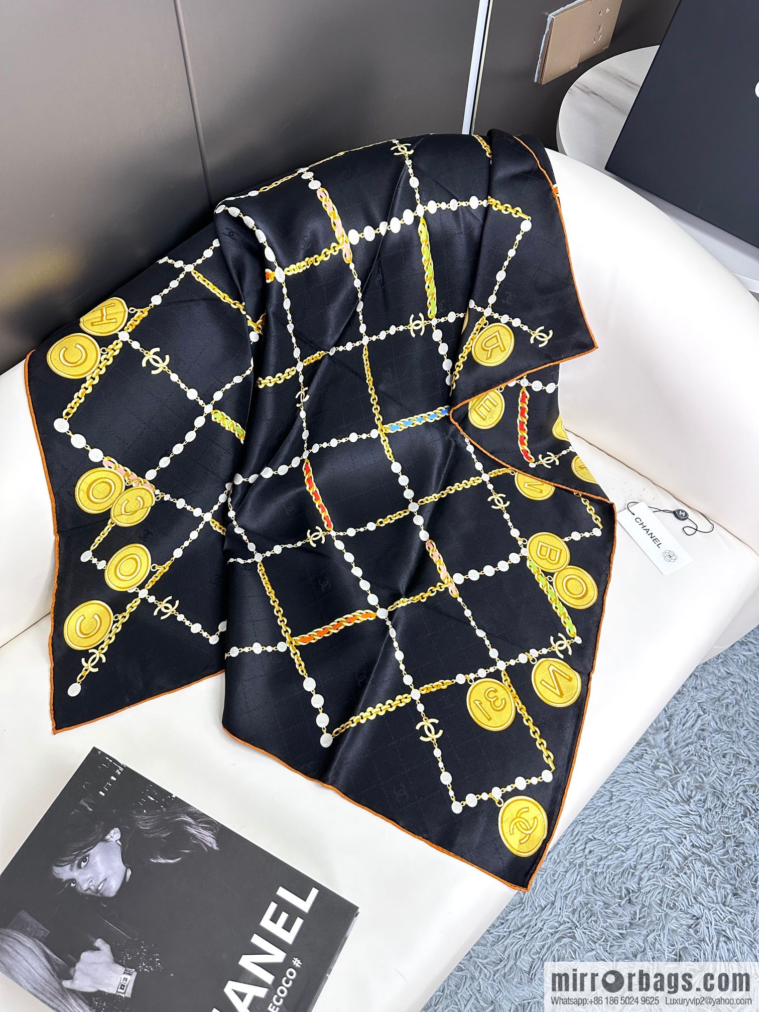 CHANEL Xiaoxiang pearl dark pattern jacquard 90 silk square towel
