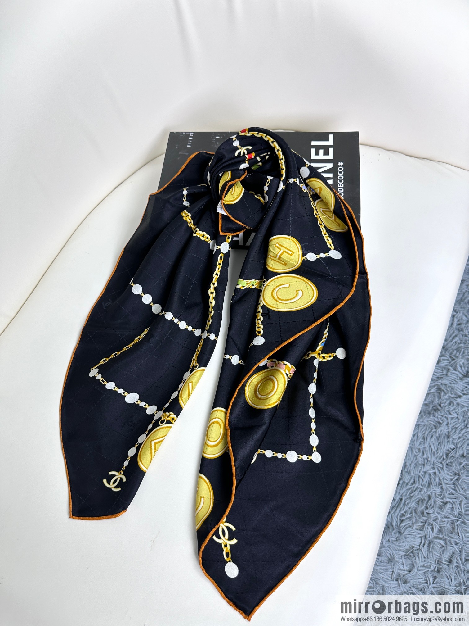 CHANEL Xiaoxiang pearl dark pattern jacquard 90 silk square towel