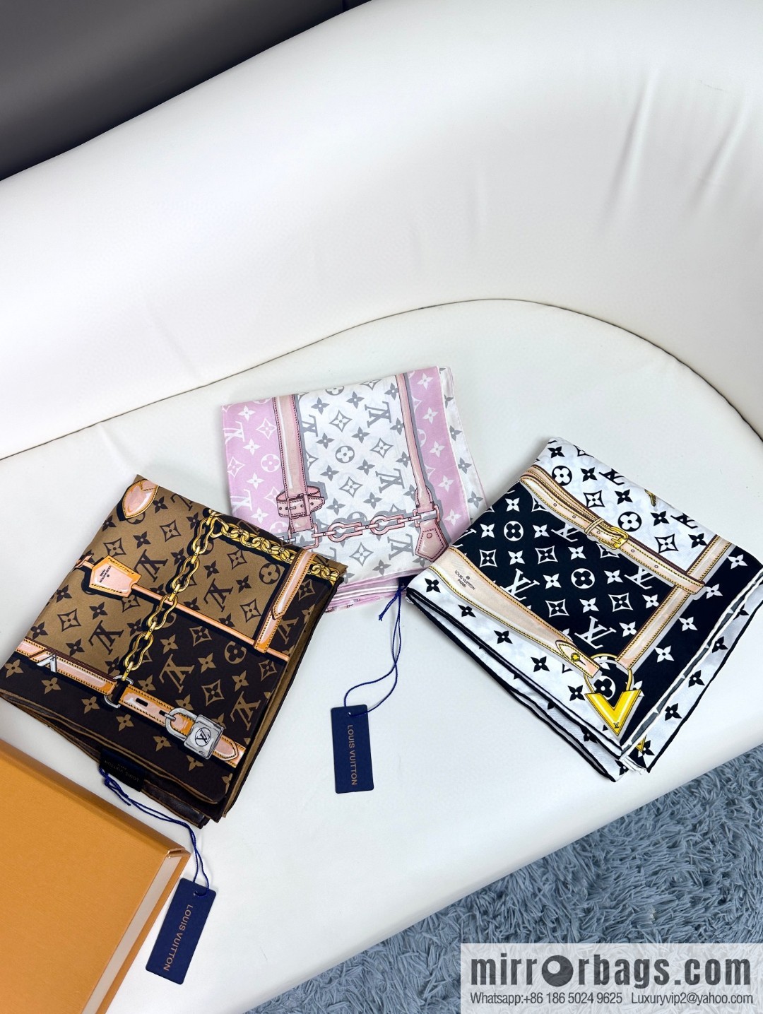 LV belt square towel M70638
