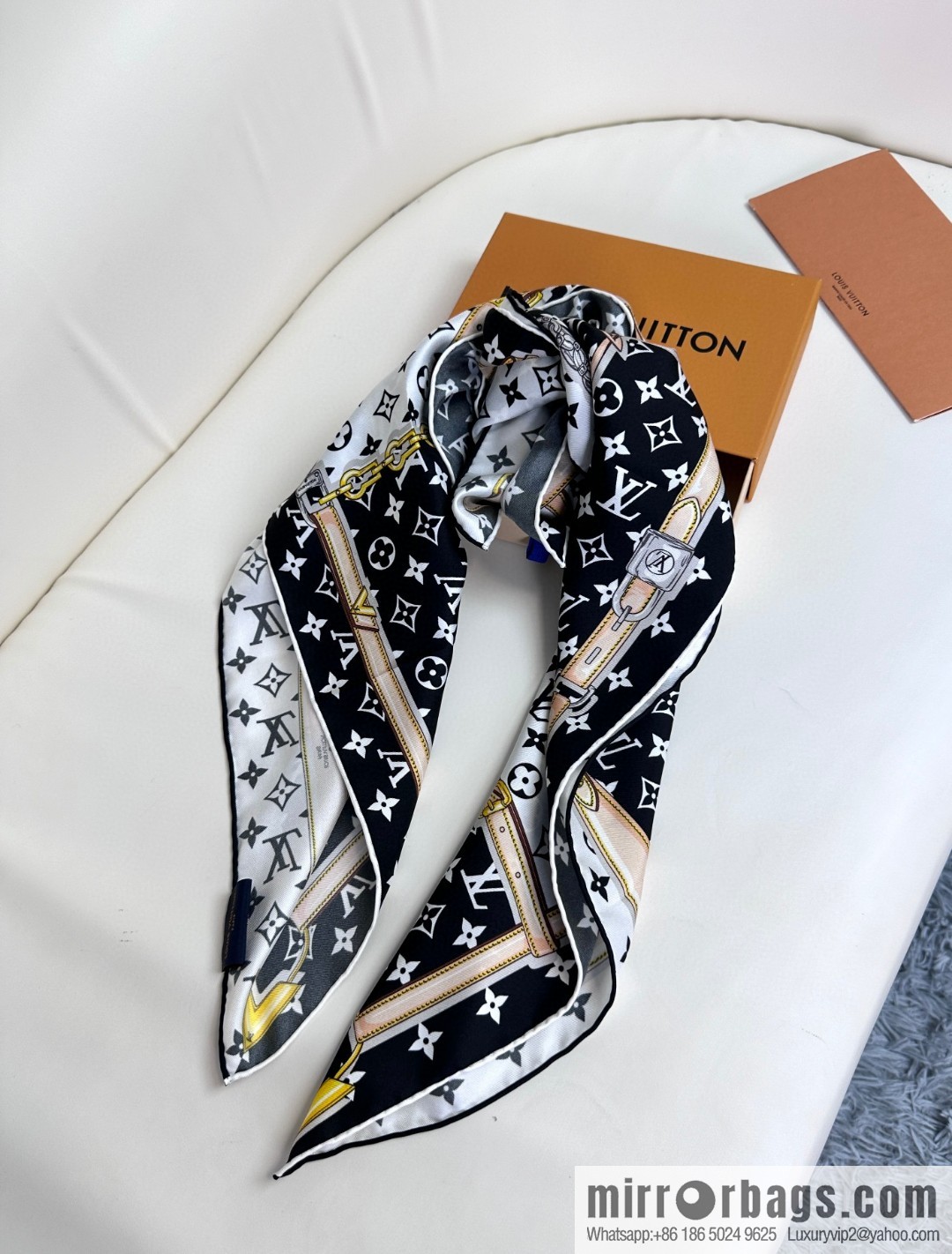 LV belt square towel M78667