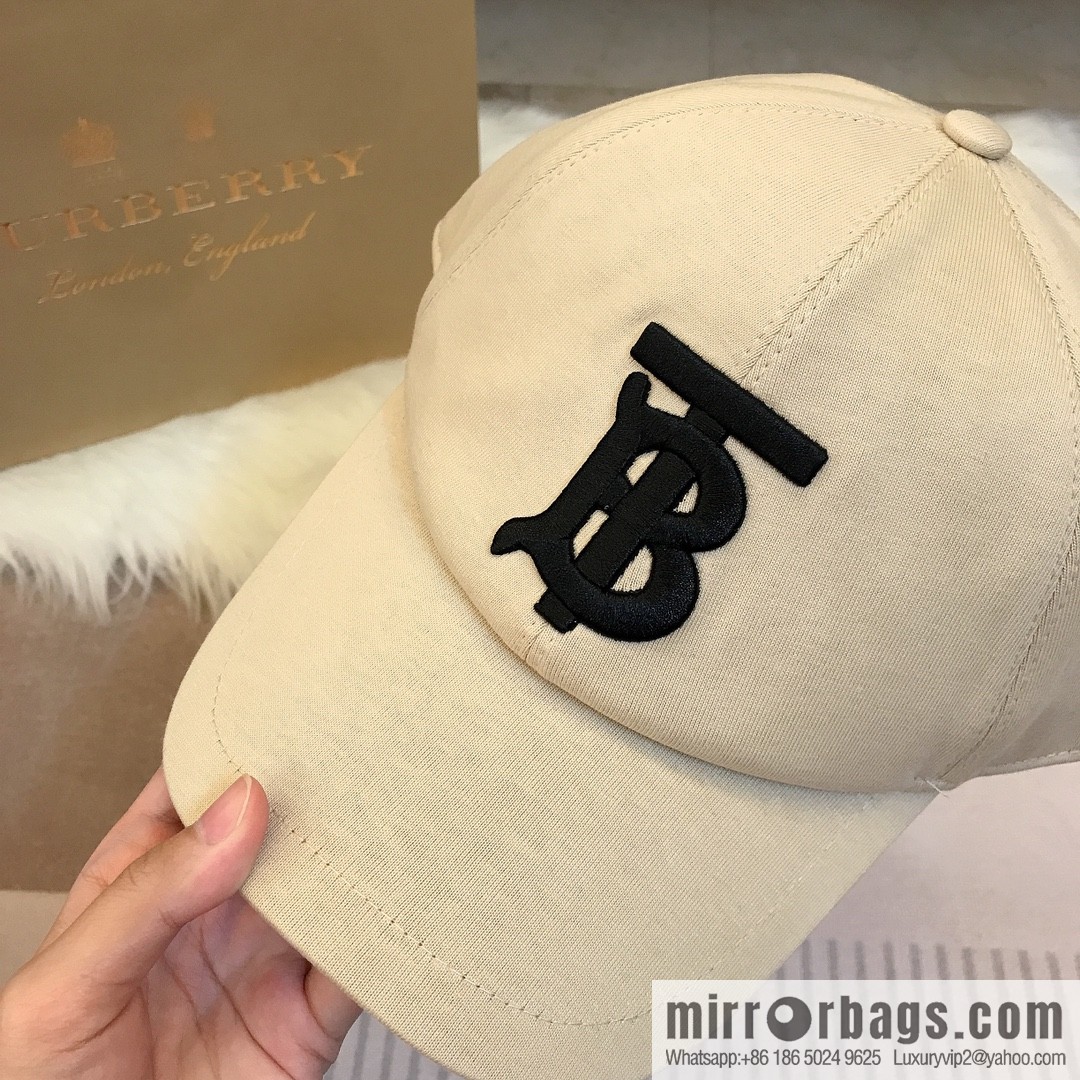 Burberry Burberry Unisex Baseball Cap
