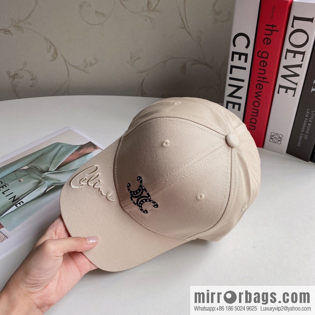 CELINE spring and summer new letter embroidered baseball cap