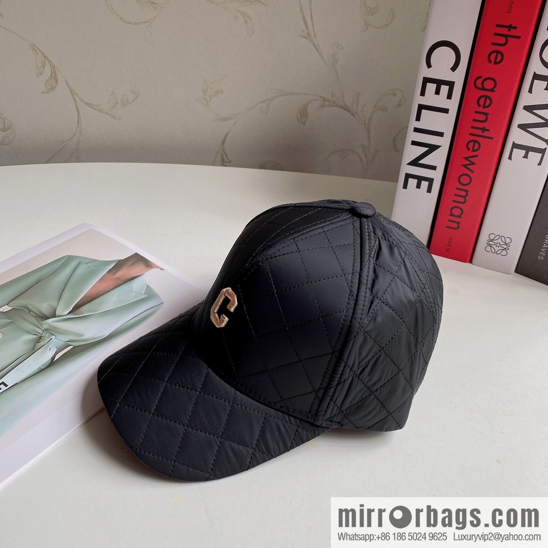 CELINE checked baseball cap