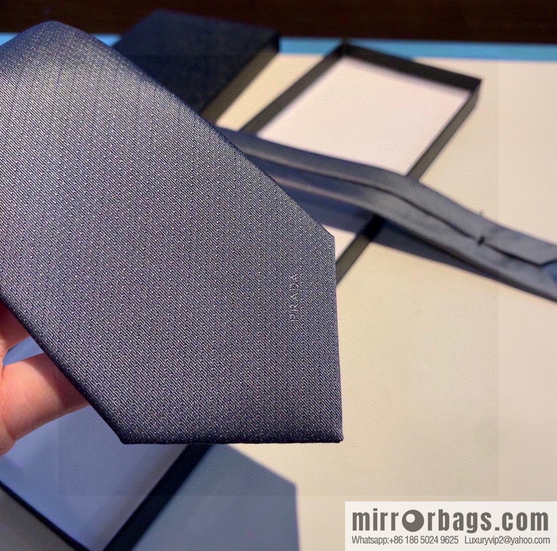 Prada 100% Top Handmade Custom Men's Jacquard Tie