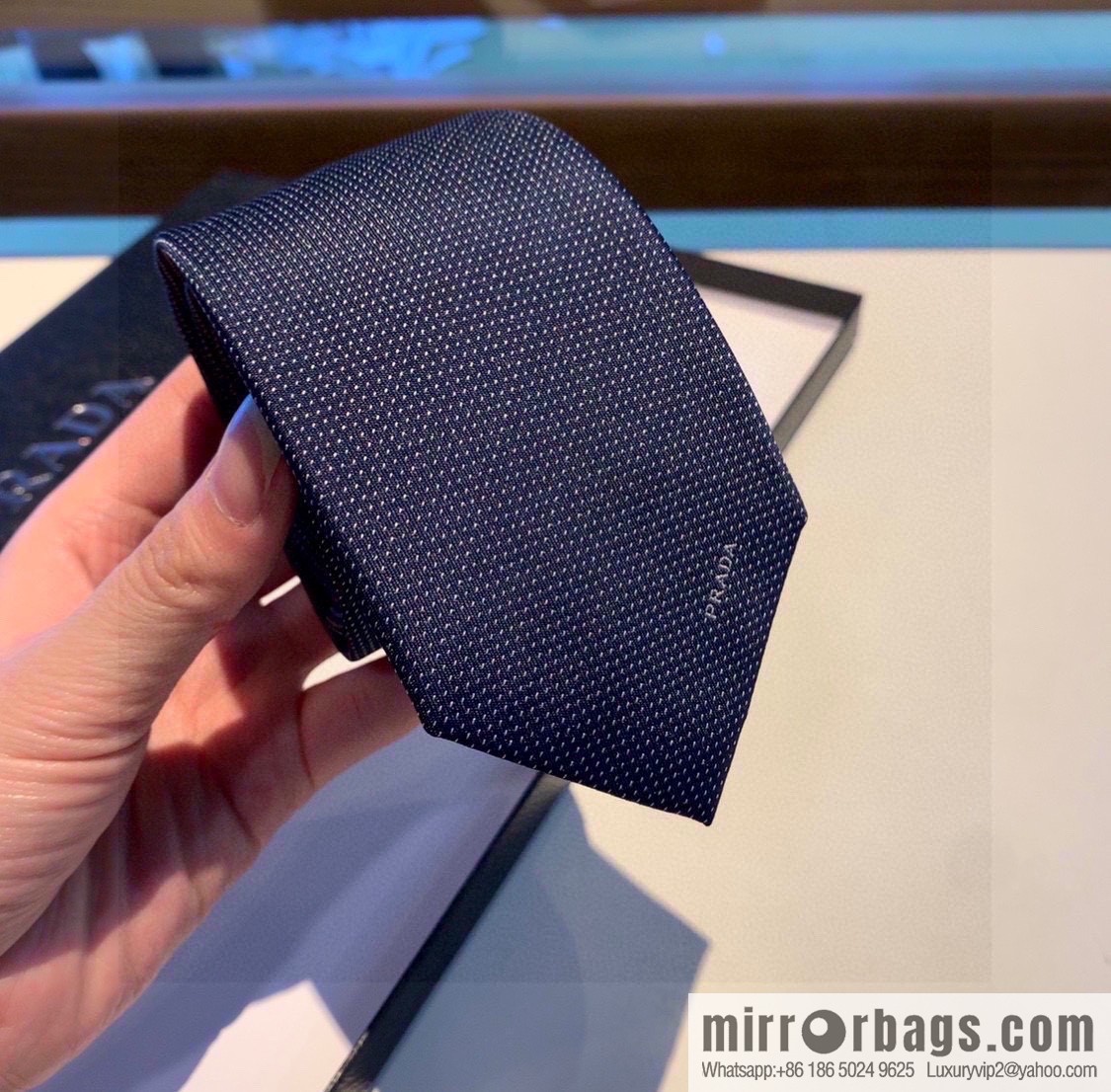 Prada 100% Top Handmade Custom Men's Jacquard Tie