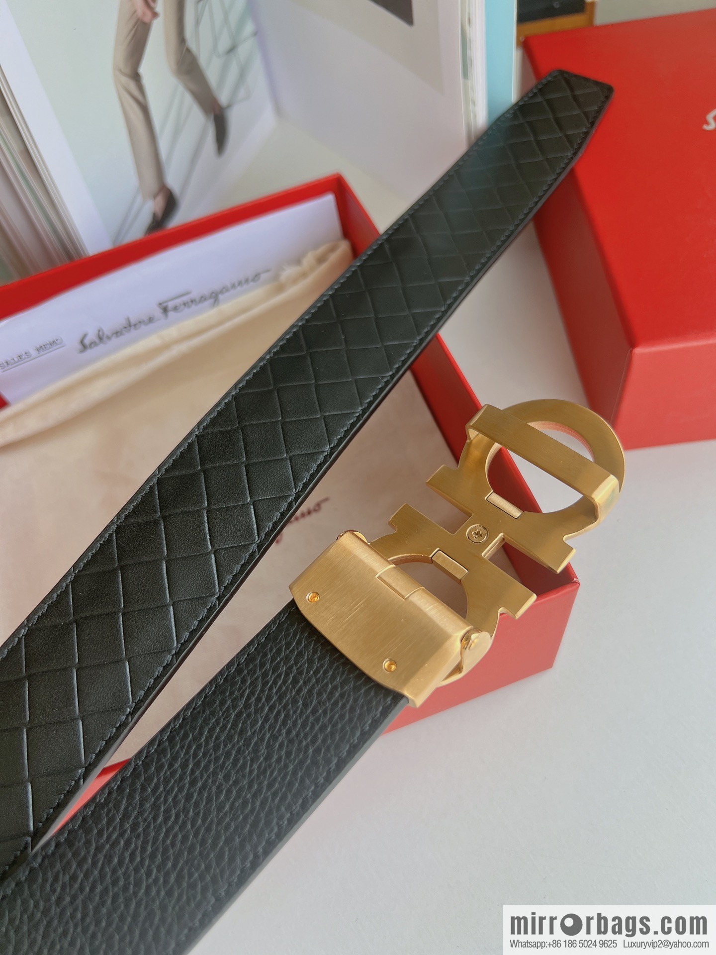 Ferragamo Ferragamo, double-sided first-layer cowhide embossed with alveolar belt men 3.5cm