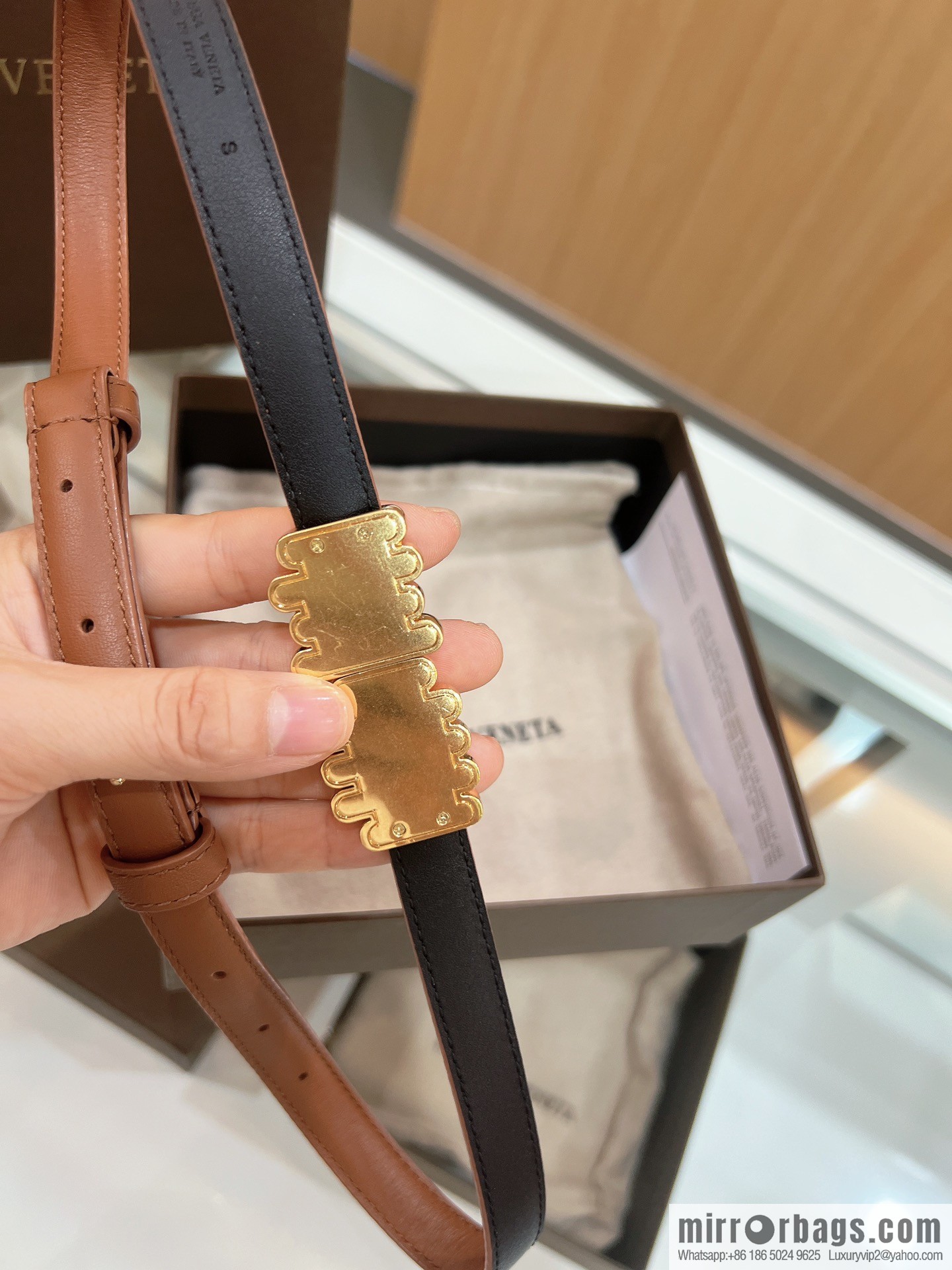 BV Baodian Replica Luxury Handbag, Brown Gold Metal Buckle Wrapped Irregular Design Gold Ring Decorative Waist Belt