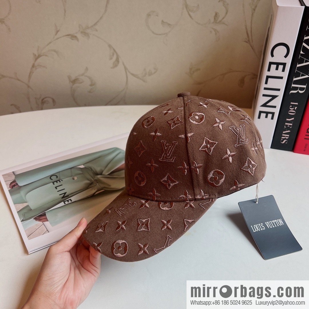 LV Louis Vuitton's new unisex baseball cap