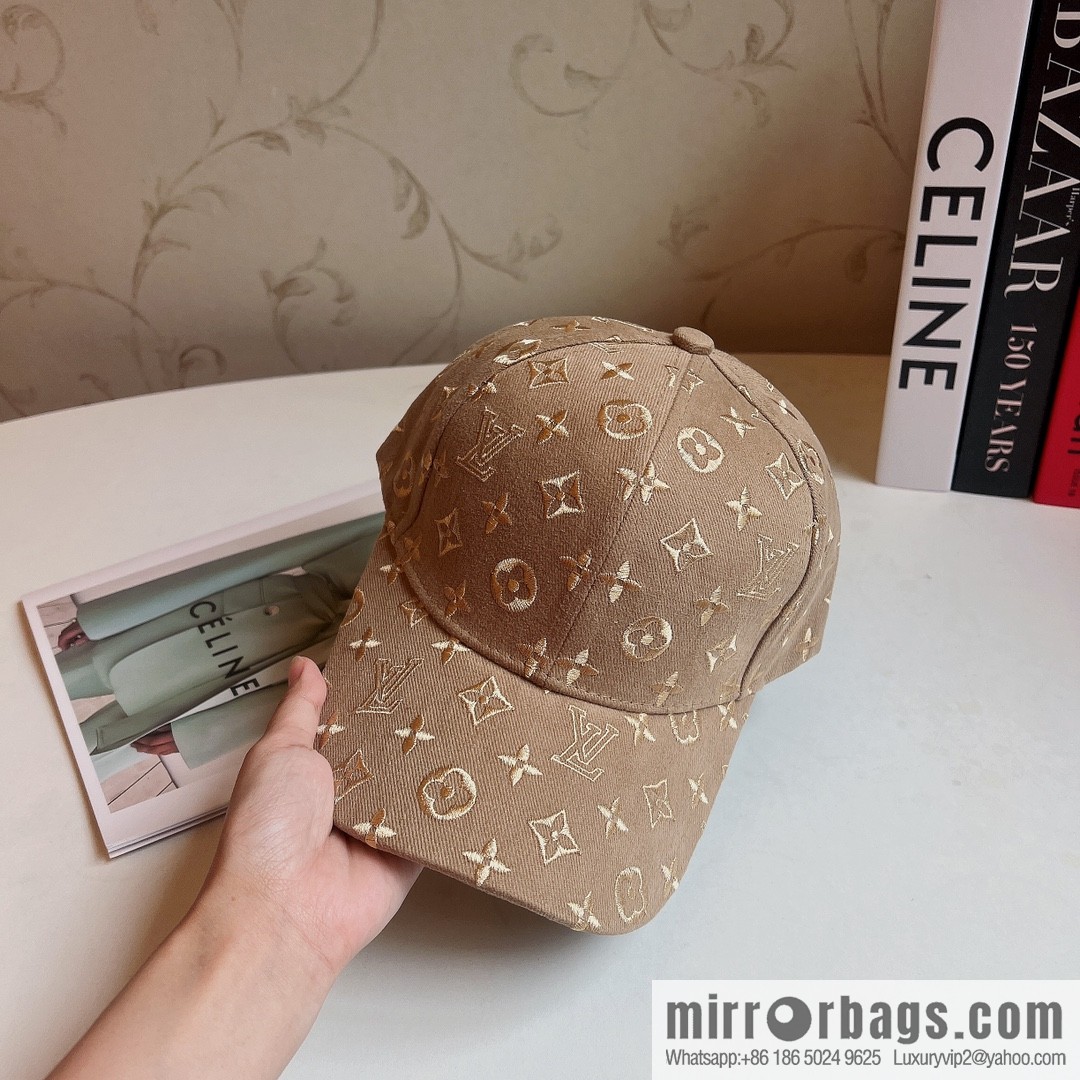 LV Louis Vuitton's new unisex baseball cap