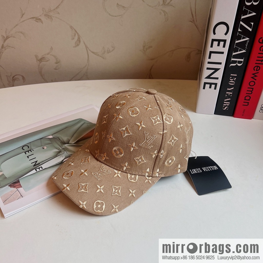 LV Louis Vuitton's new unisex baseball cap