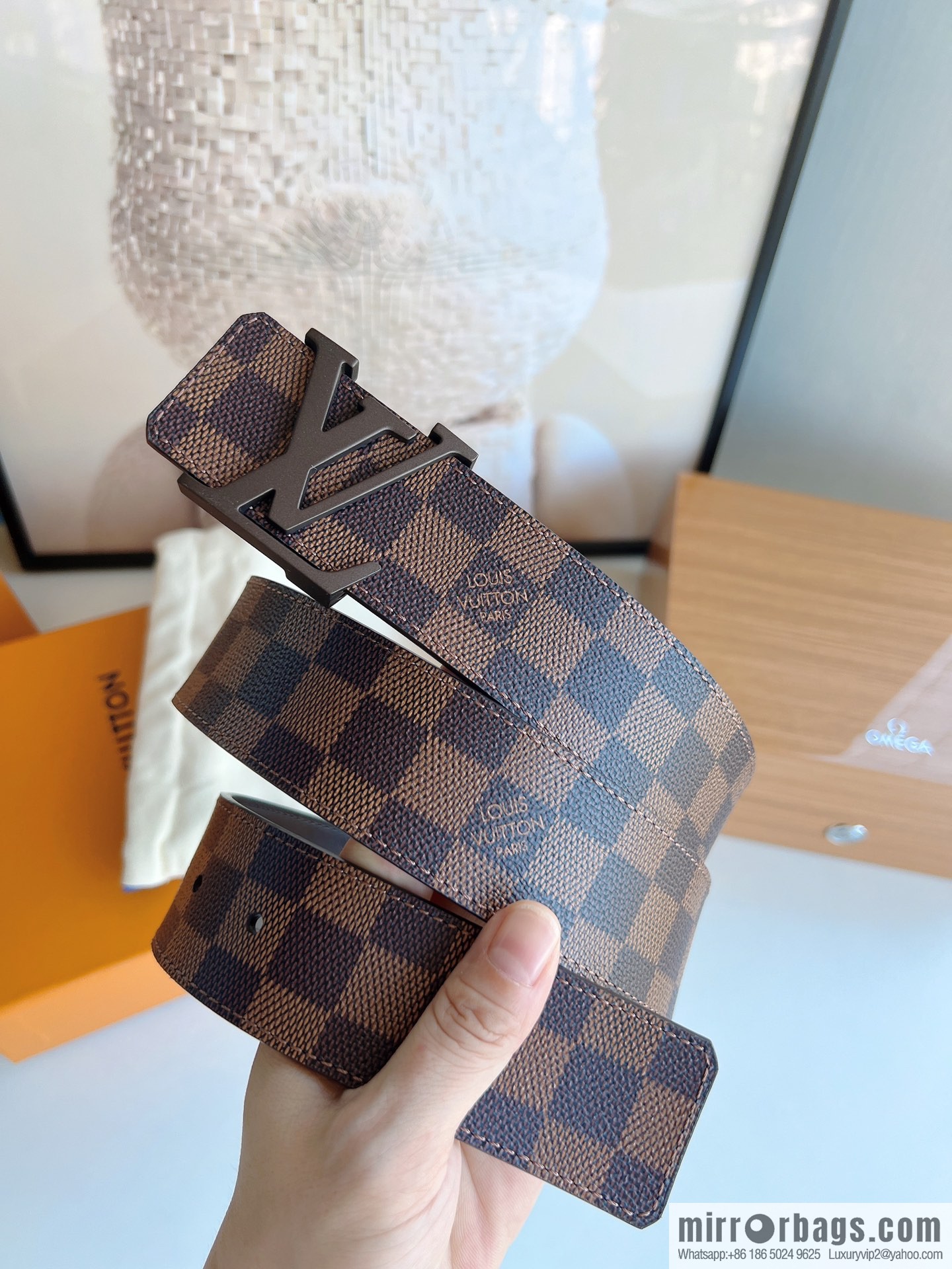 LV/Louis Vuitton Monogram Canvas. Damier Canvas Men's Belt