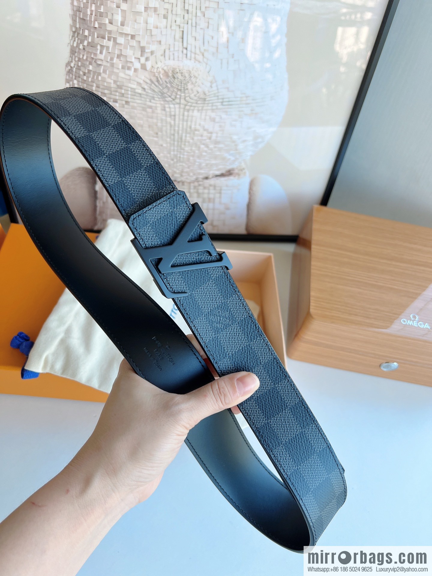 LV/Louis Vuitton Monogram Canvas. Damier Canvas Men's Belt