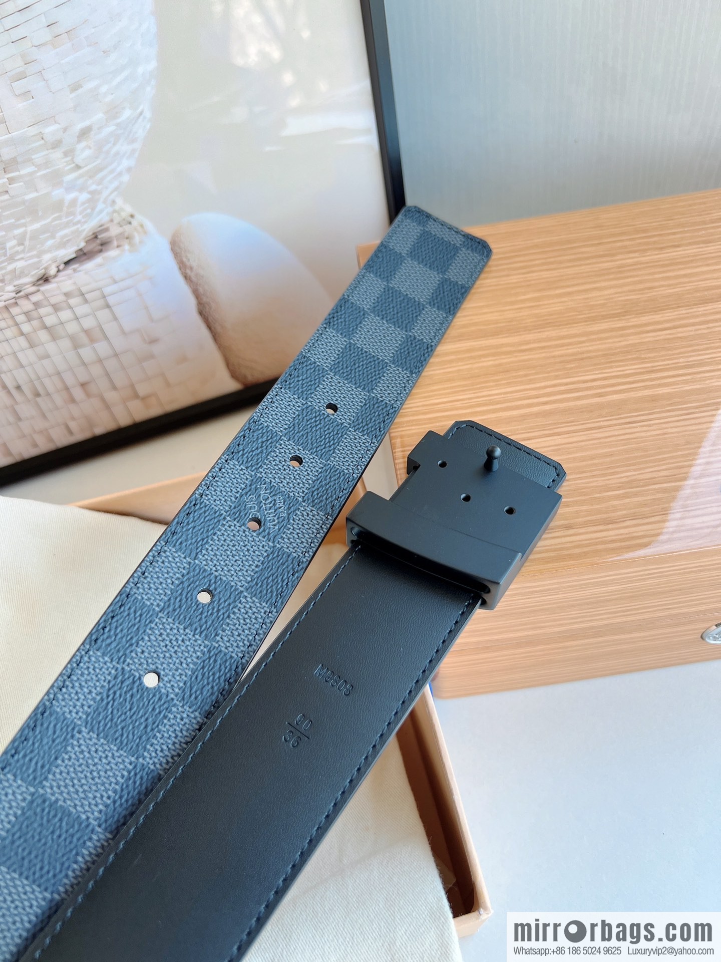 LV/Louis Vuitton Monogram Canvas. Damier Canvas Men's Belt