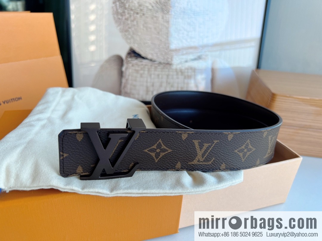 LV/Louis Vuitton Monogram Canvas. Damier Canvas Men's Belt