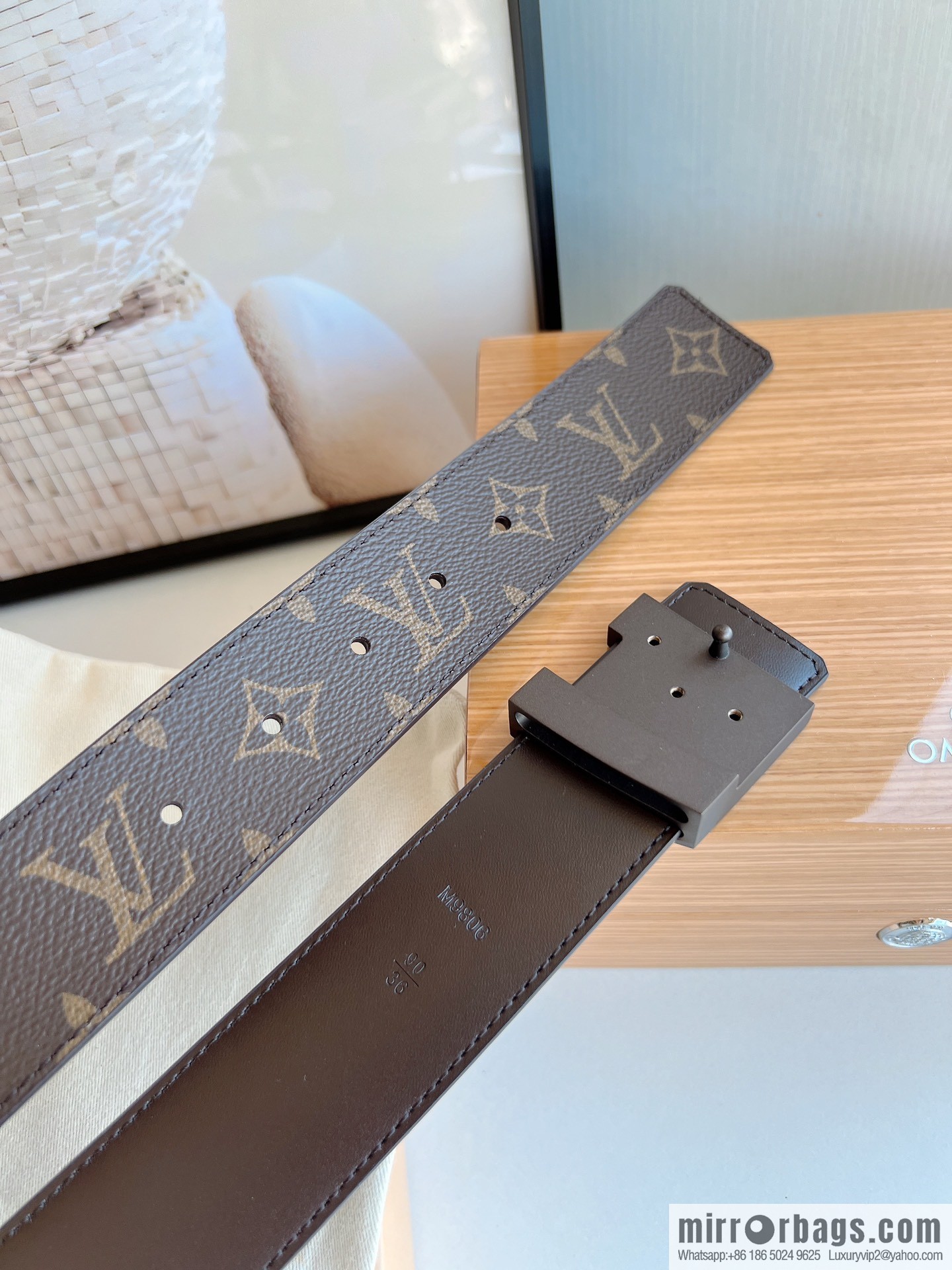 LV/Louis Vuitton Monogram Canvas. Damier Canvas Men's Belt
