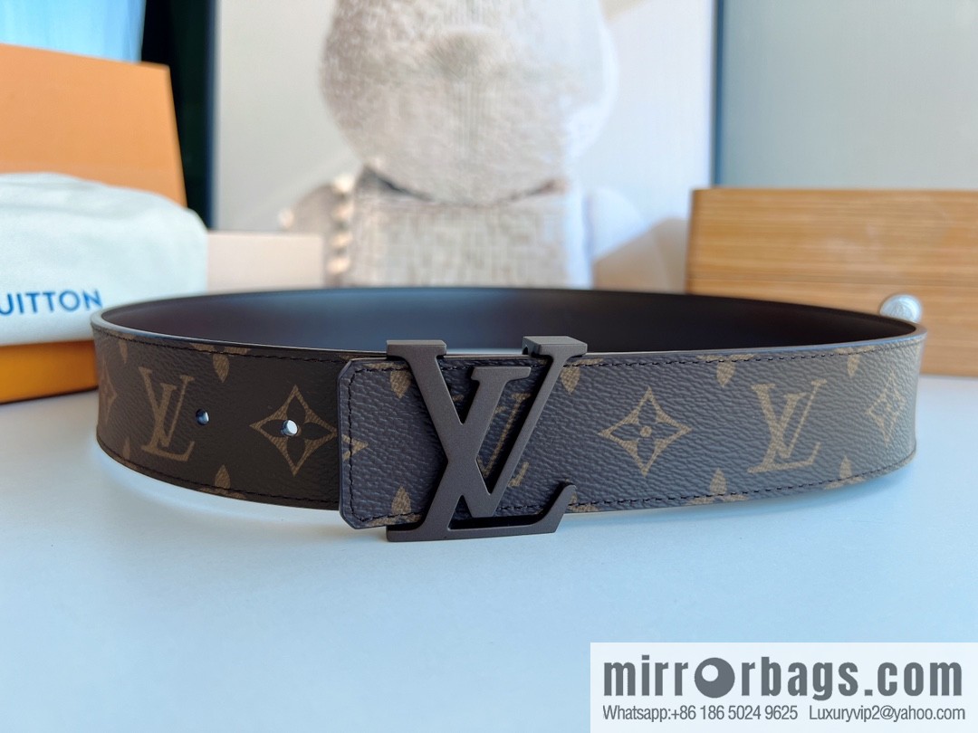 LV/Louis Vuitton Monogram Canvas. Damier Canvas Men's Belt