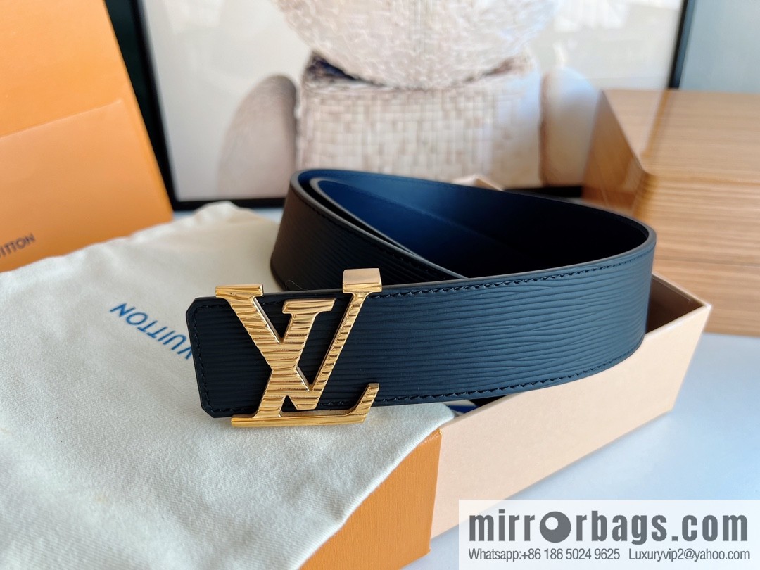 LV/Louis Vuitton, original quality LV Initiales. 40mm black water ripple belt