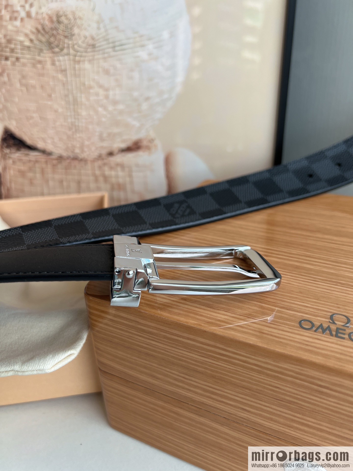 LV/Louis Vuitton, needle belt for presbyopia