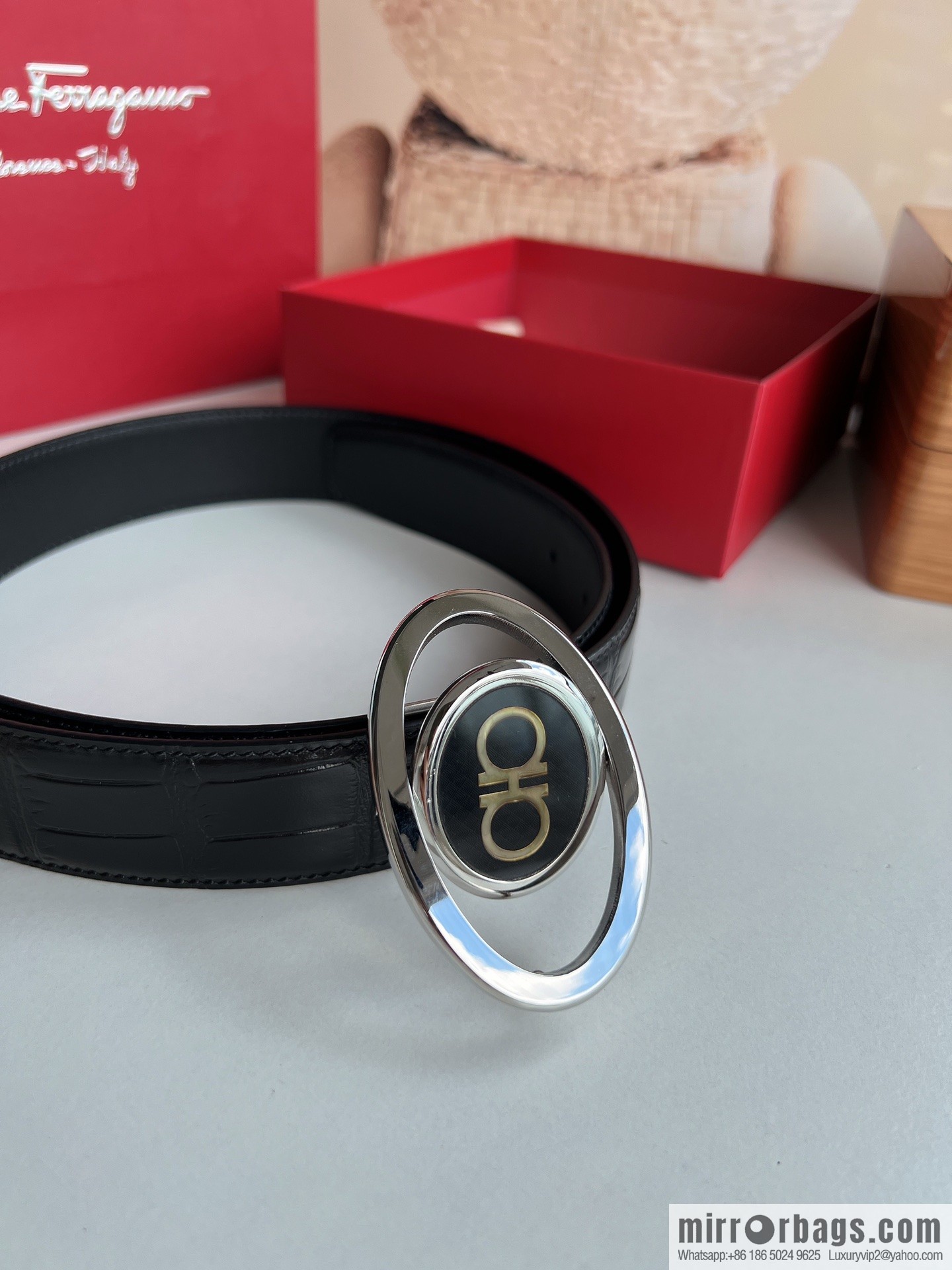 Salvatore Ferragamo Men's 3.5cm stainless steel flip resin buckle, imported cowhide pressed crocodile belt