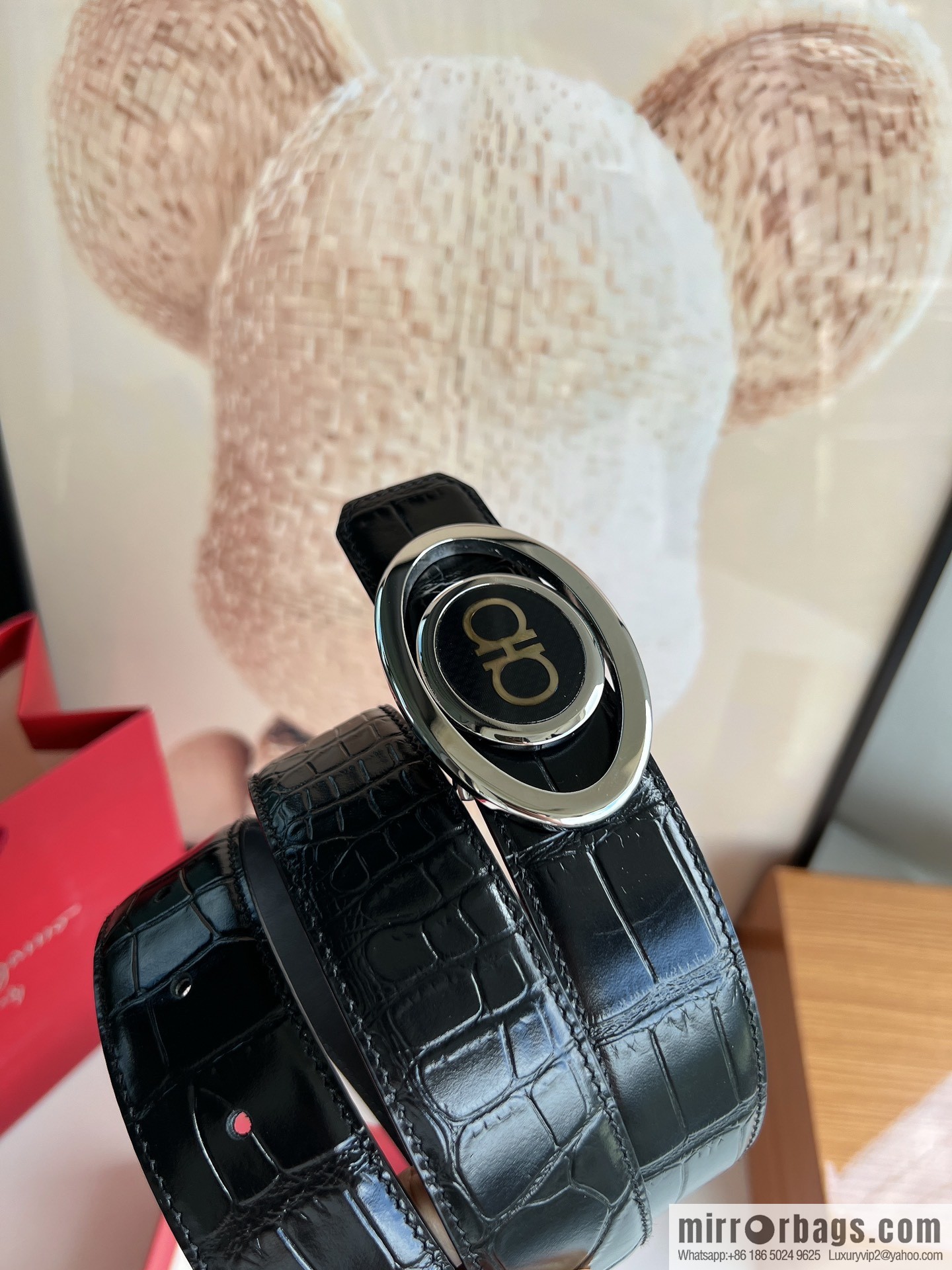 Salvatore Ferragamo Men's 3.5cm stainless steel flip resin buckle, imported cowhide pressed crocodile belt