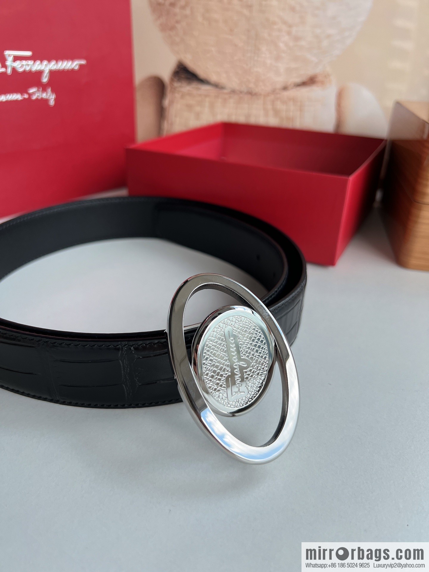 Salvatore Ferragamo Men's 3.5cm stainless steel flip resin buckle, imported cowhide pressed crocodile belt
