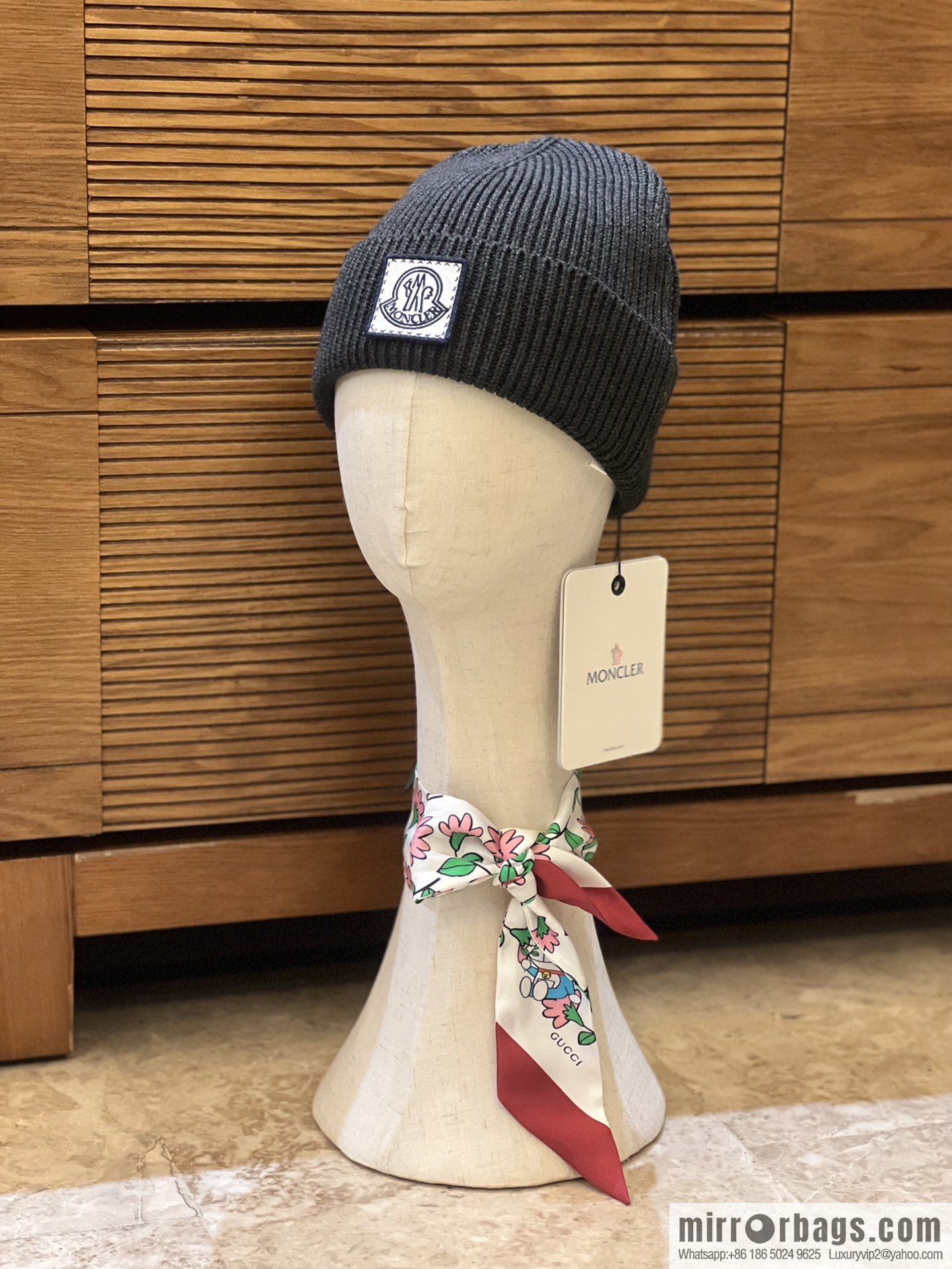 Moncler explosive personality LOGO knitted hat