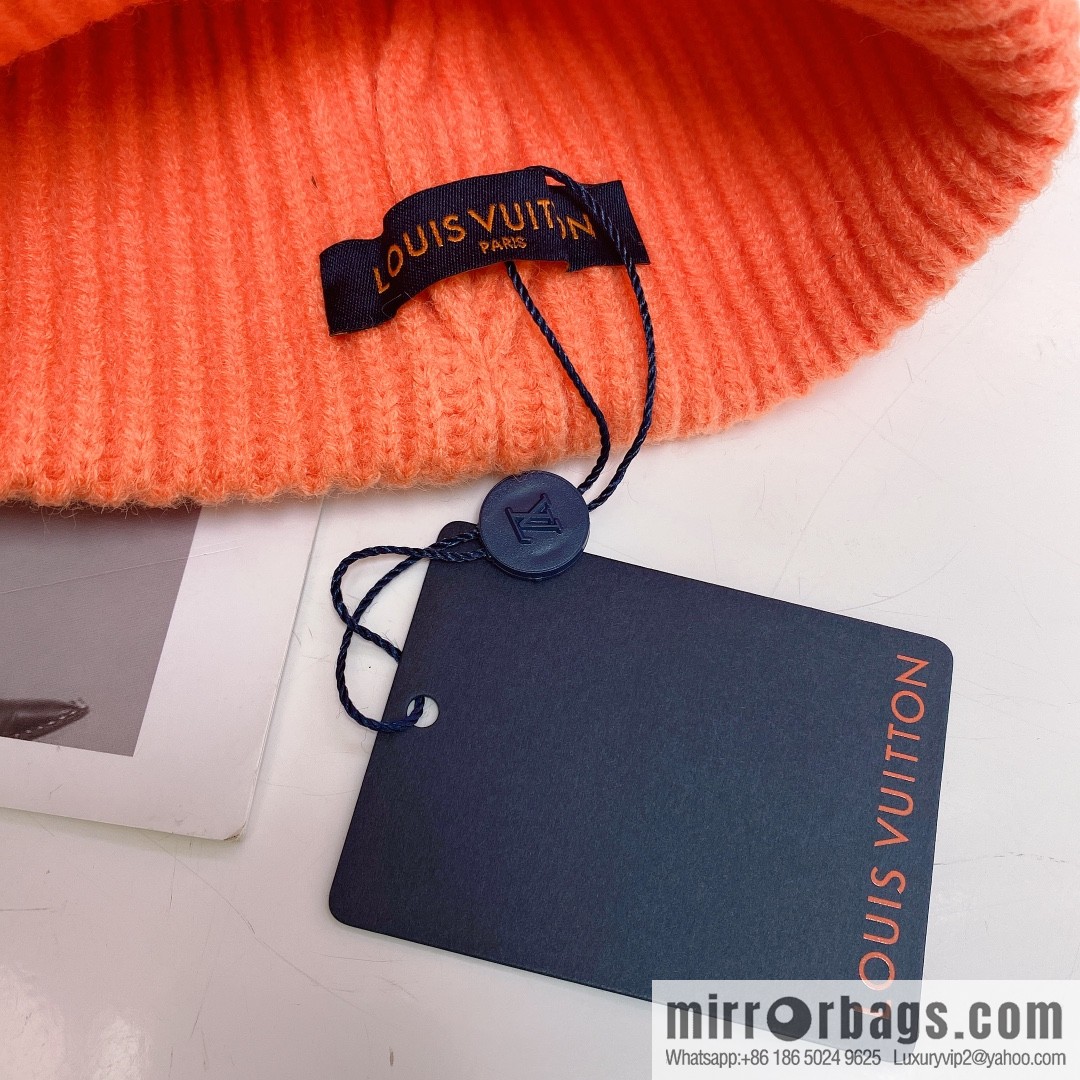 LV Louis Vuitton autumn and winter wool knitted wool hat