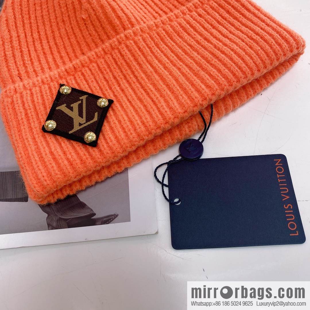 LV Louis Vuitton autumn and winter wool knitted wool hat