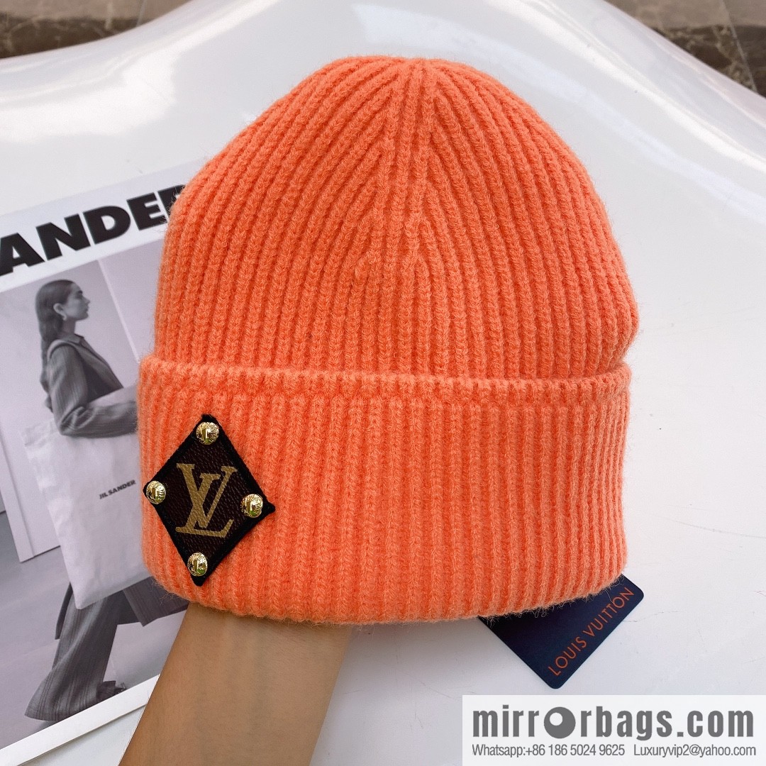 LV Louis Vuitton autumn and winter wool knitted wool hat