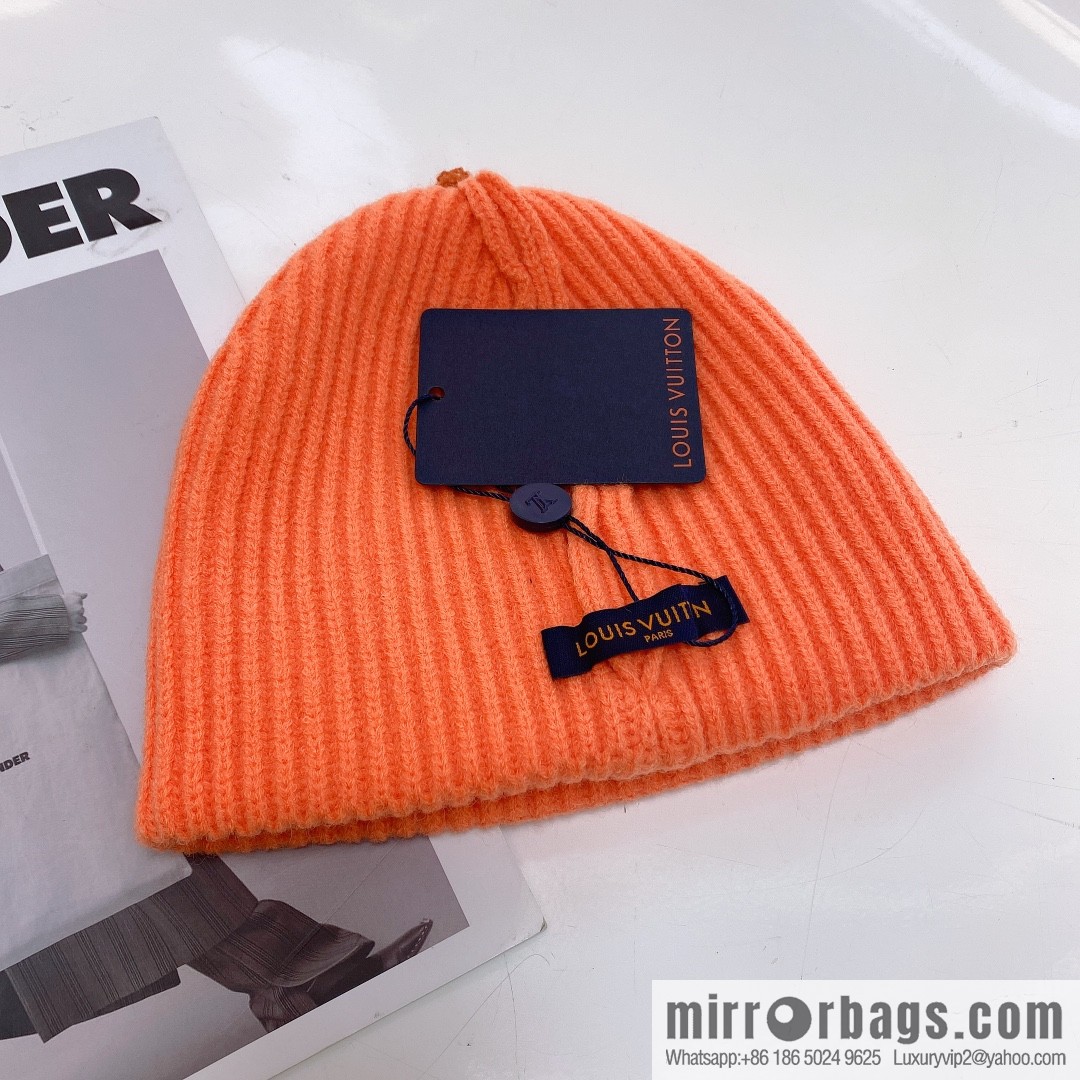 LV Louis Vuitton autumn and winter wool knitted wool hat