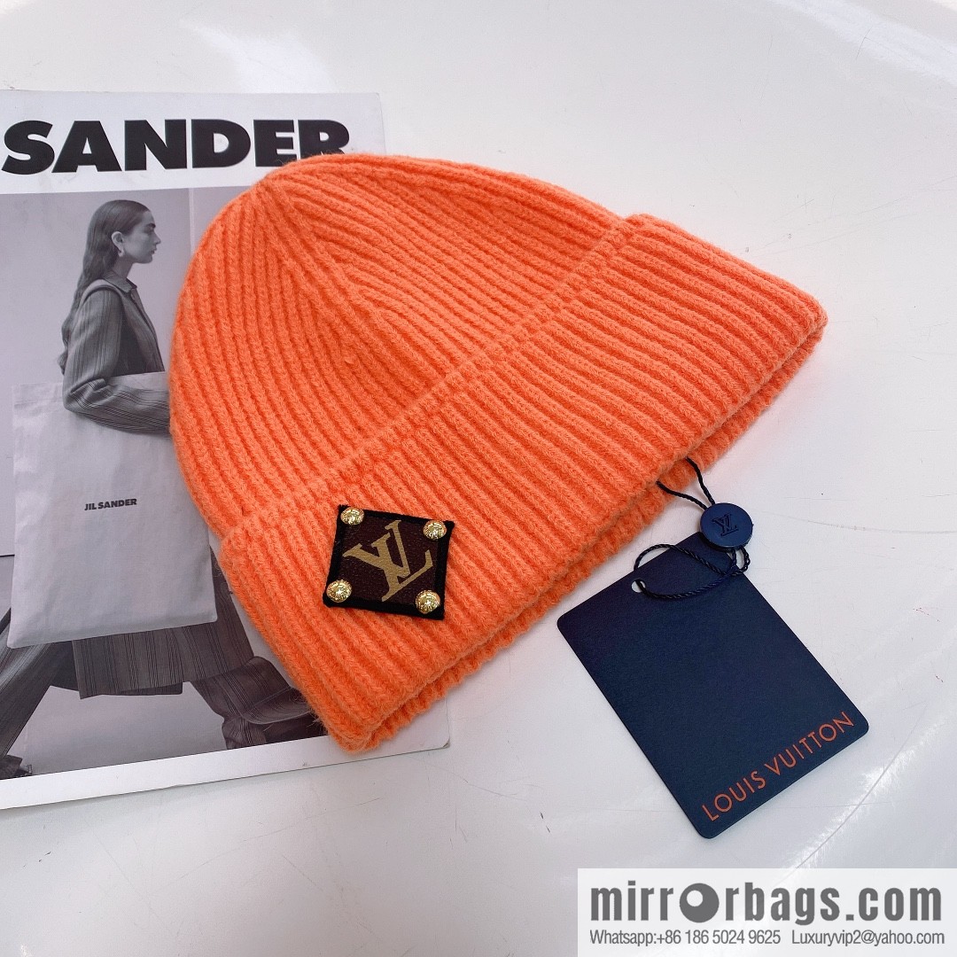 LV Louis Vuitton autumn and winter wool knitted wool hat