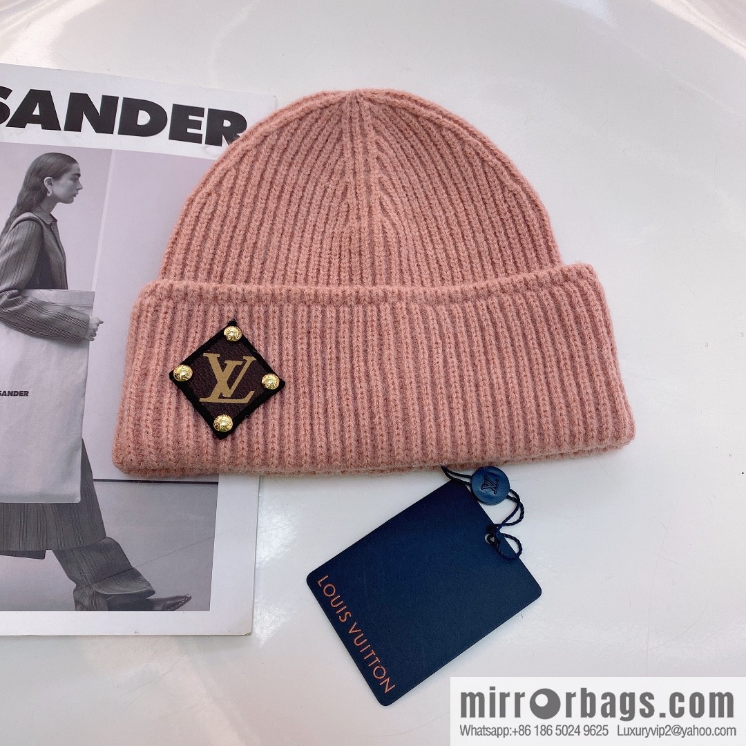 LV Louis Vuitton autumn and winter wool knitted wool hat