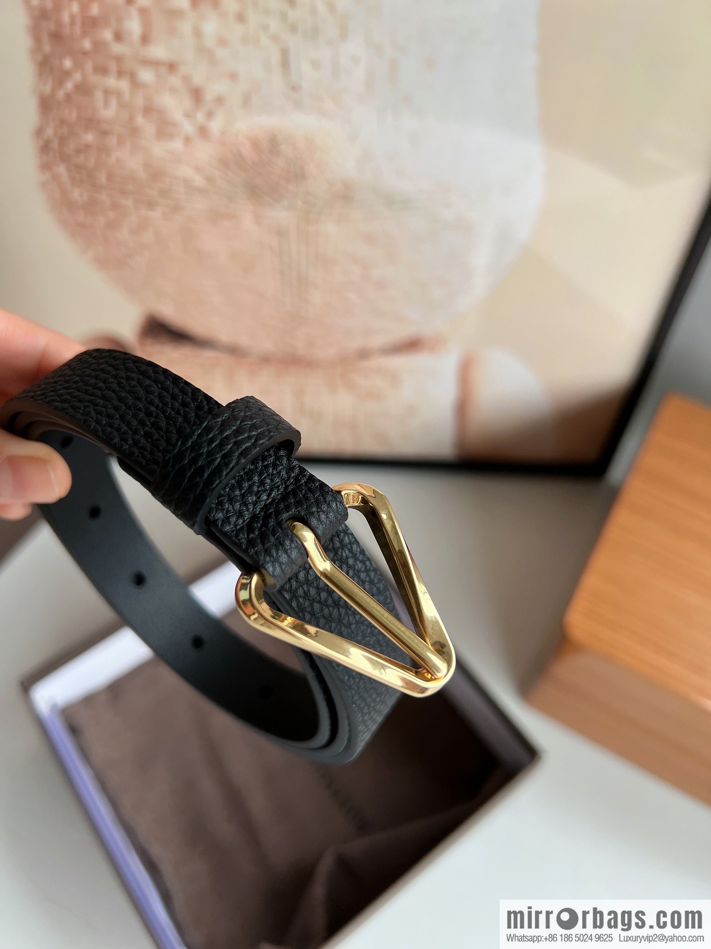 BV Safeguard Replica Luxury Handbag Grasp Series I Exquisite Ladies Belt around the waist 2.0cm
