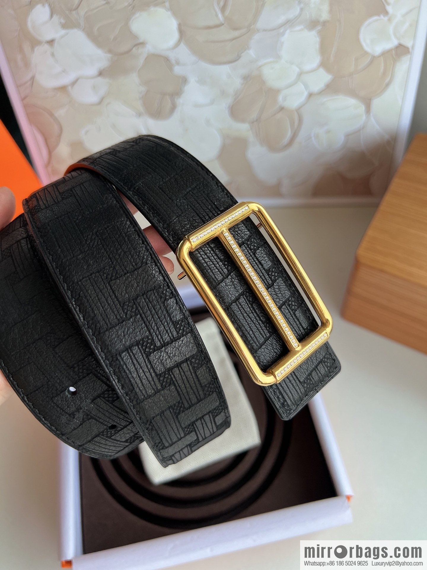 Hermes, Stainless Steel with Diamond Metal Buckle Rare Deerskin Belt 3.8cm