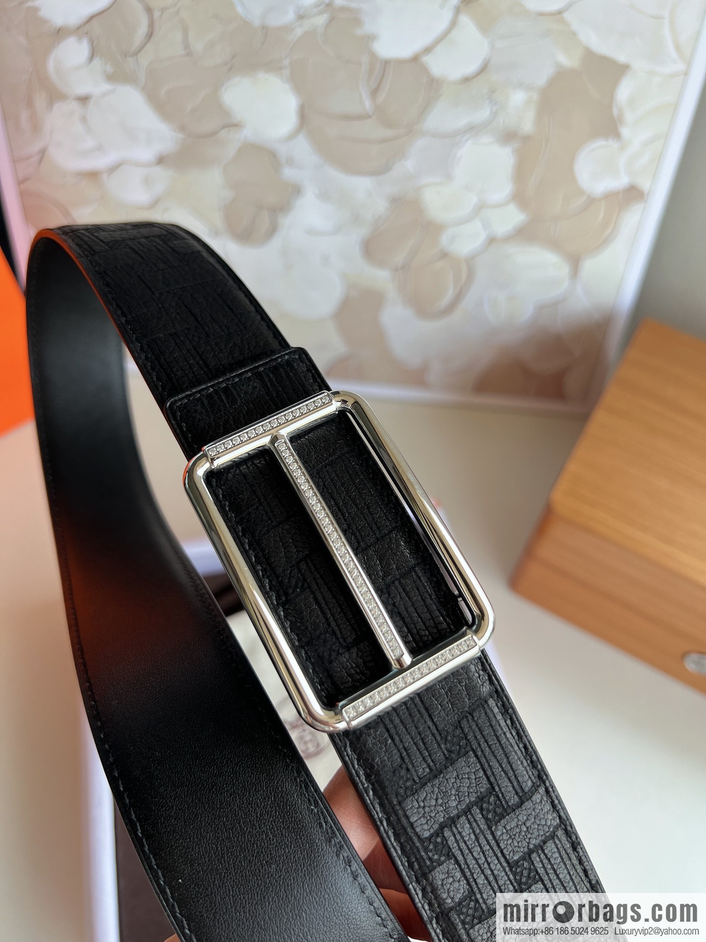 Hermes, Stainless Steel with Diamond Metal Buckle Rare Deerskin Belt 3.8cm