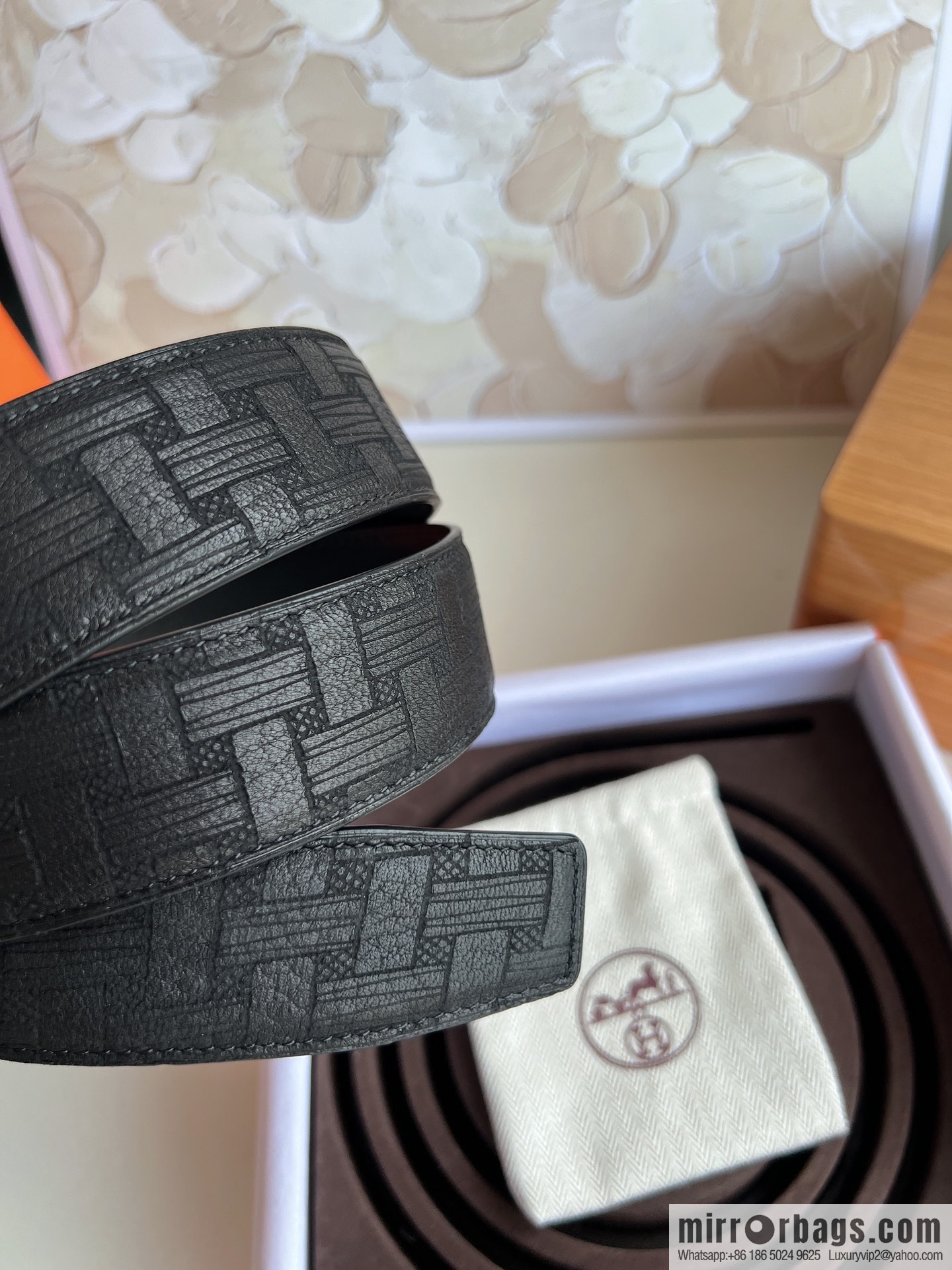 Hermes, Stainless Steel with Diamond Metal Buckle Rare Deerskin Belt 3.8cm