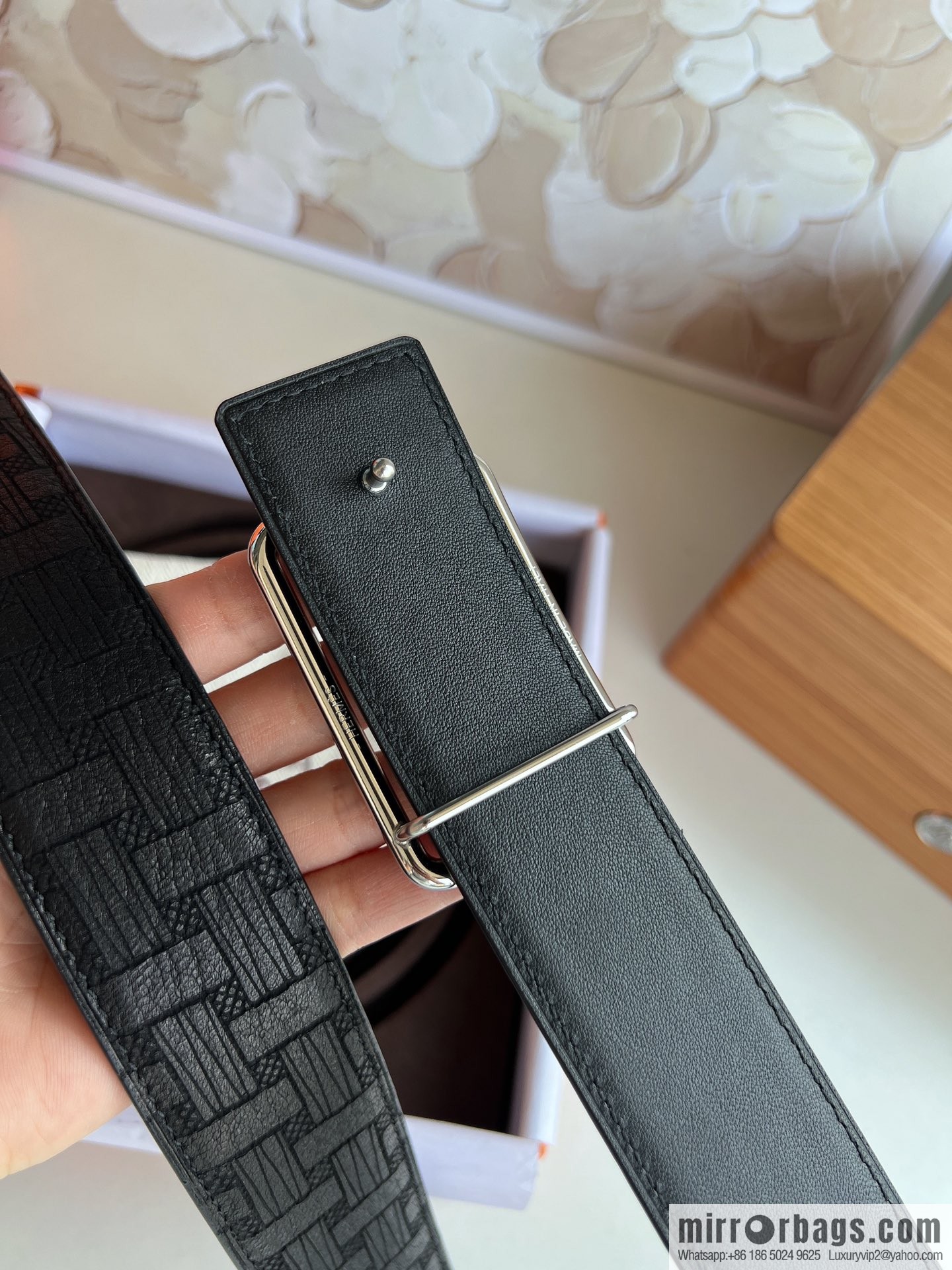 Hermes, Stainless Steel with Diamond Metal Buckle Rare Deerskin Belt 3.8cm