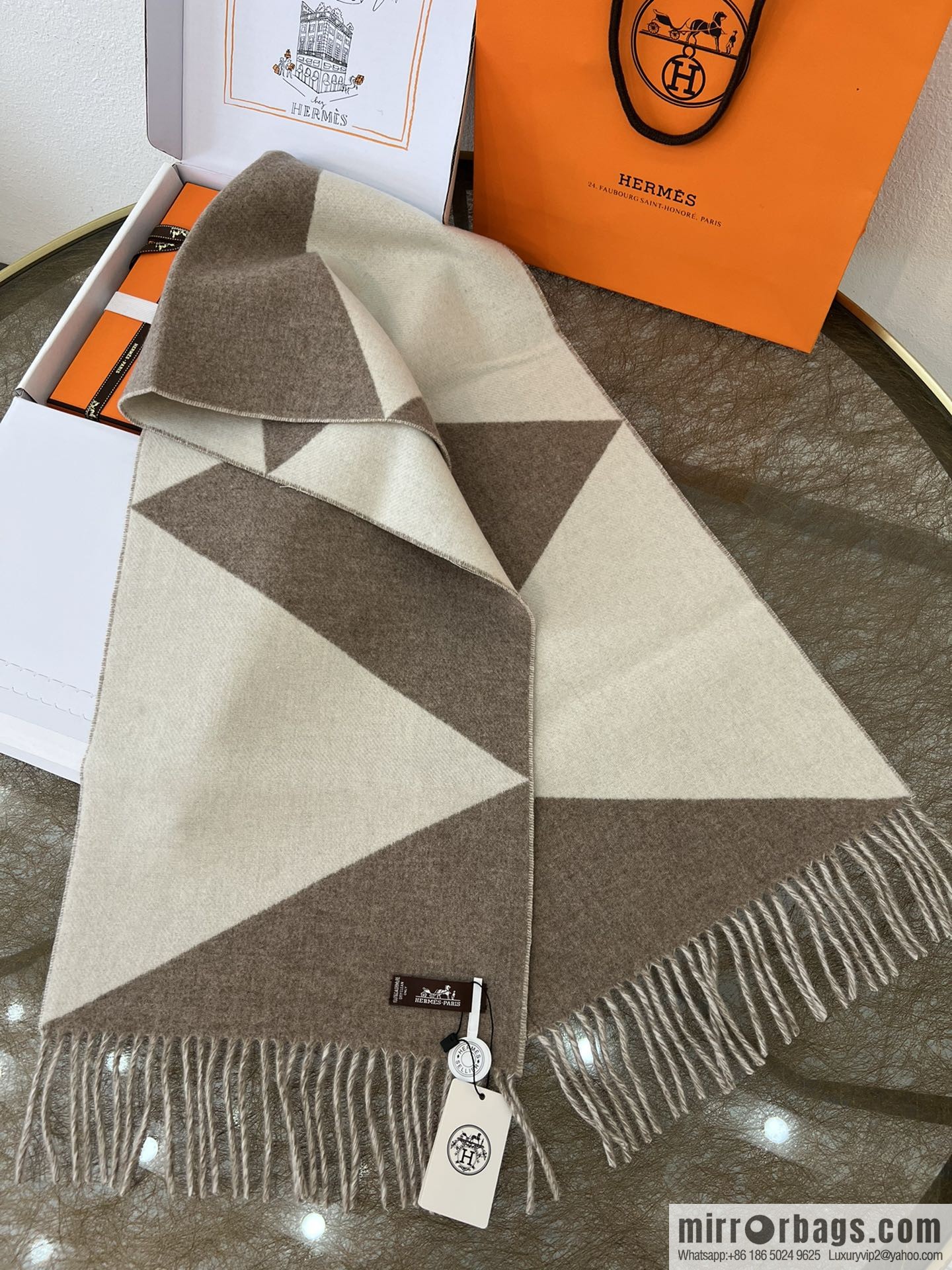 Hermes Unisex Double-Sided Cashmere Scarf