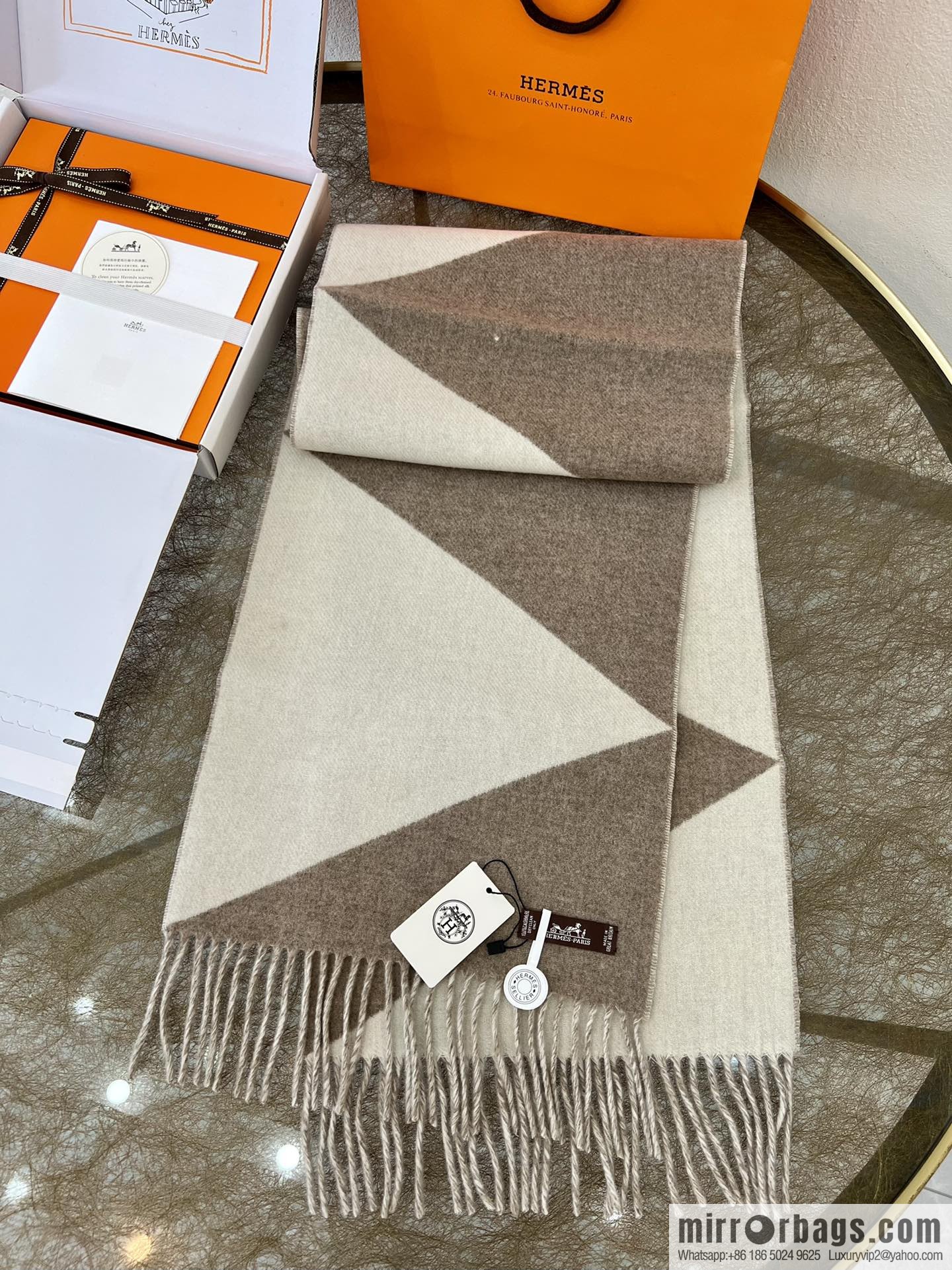 Hermes Unisex Double-Sided Cashmere Scarf