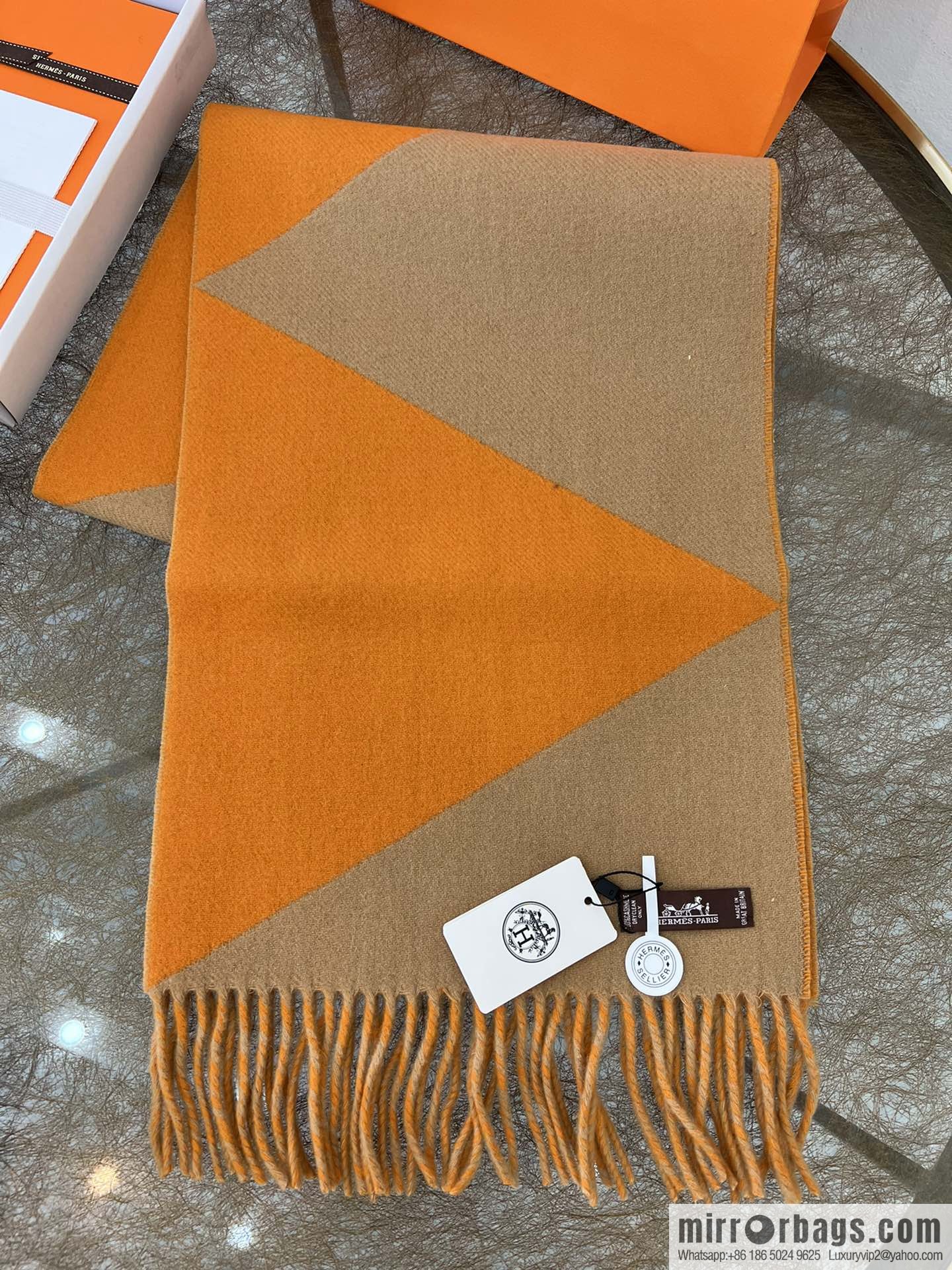 Hermes Unisex Double-Sided Cashmere Scarf