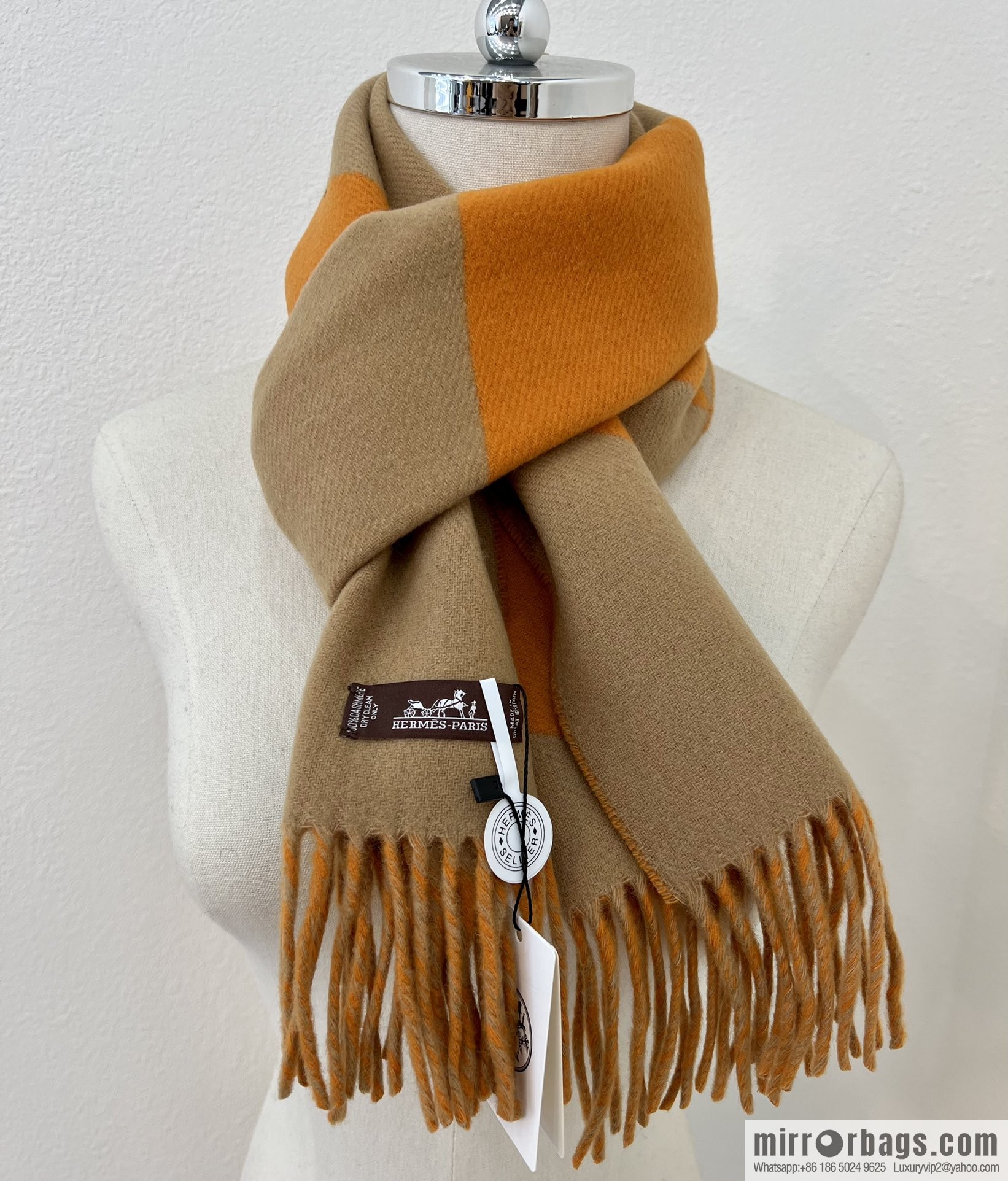 Hermes Unisex Double-Sided Cashmere Scarf