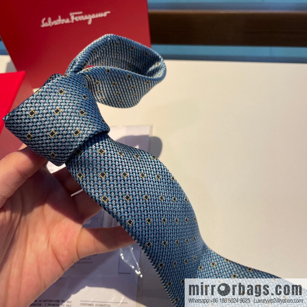 Ferragamo Ferragamo 100% Top Twill Silk Men's New Tie