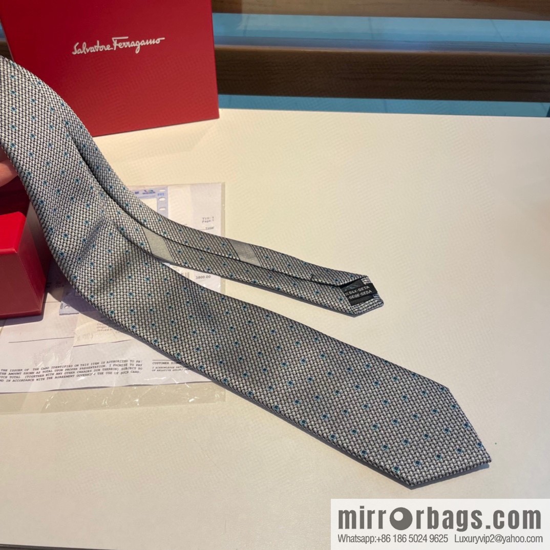 Ferragamo Ferragamo 100% Top Twill Silk Men's New Tie