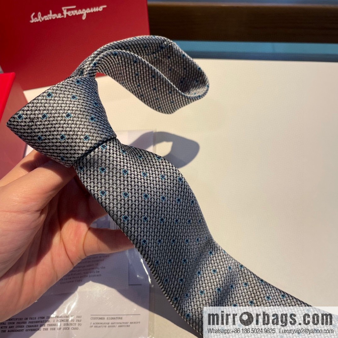 Ferragamo Ferragamo 100% Top Twill Silk Men's New Tie