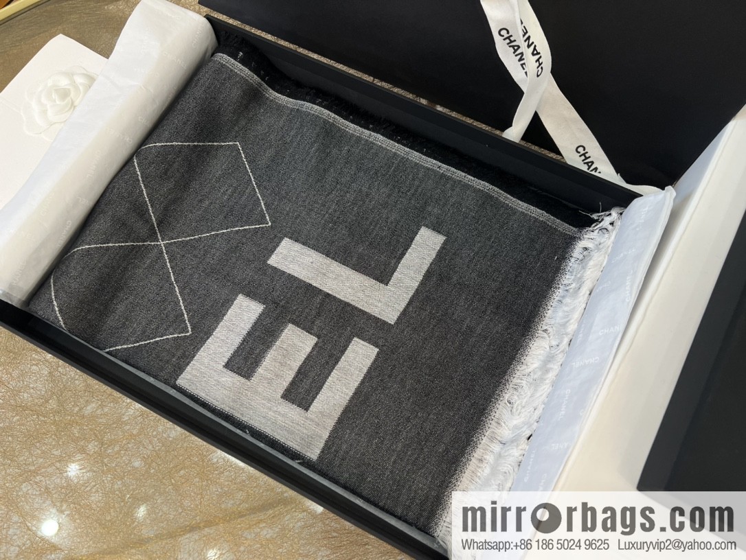 Chanel double C letter rhombus cashmere scarf