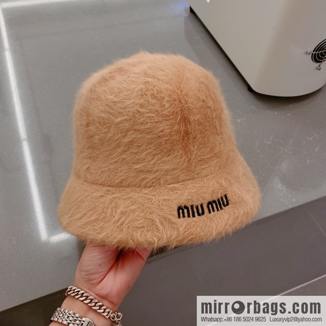 Miumiu miumiu rabbit fur top hat
