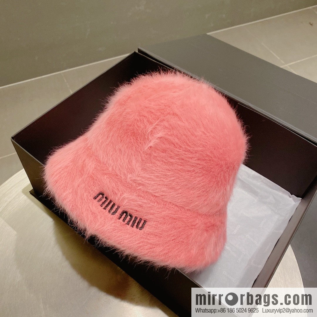 Miumiu miumiu rabbit fur top hat