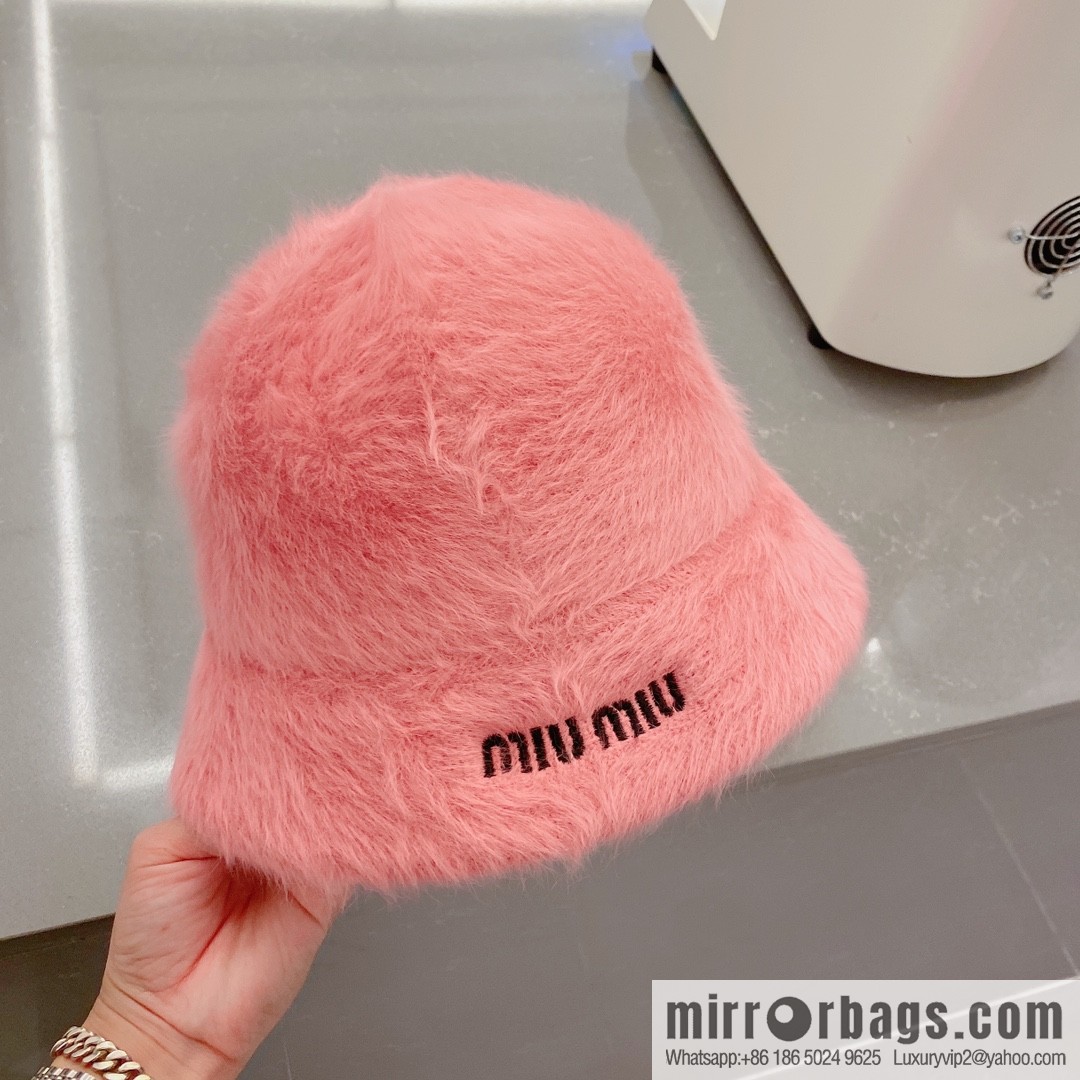 Miumiu miumiu rabbit fur top hat