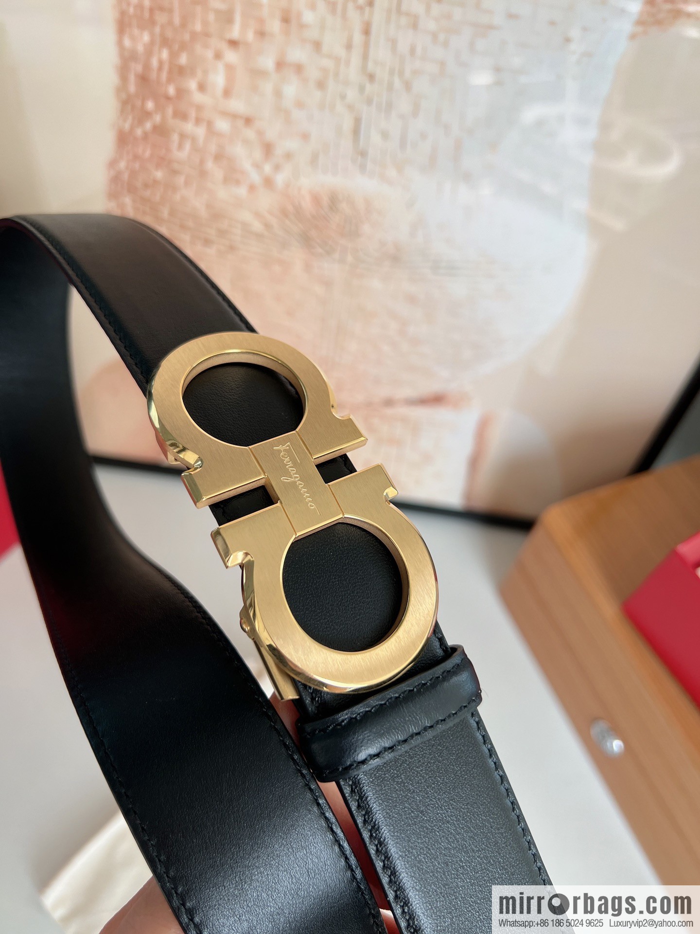 Ferragamo Ferragamo, double-sided first-layer cowhide belt with alveolar belt 3.5cm